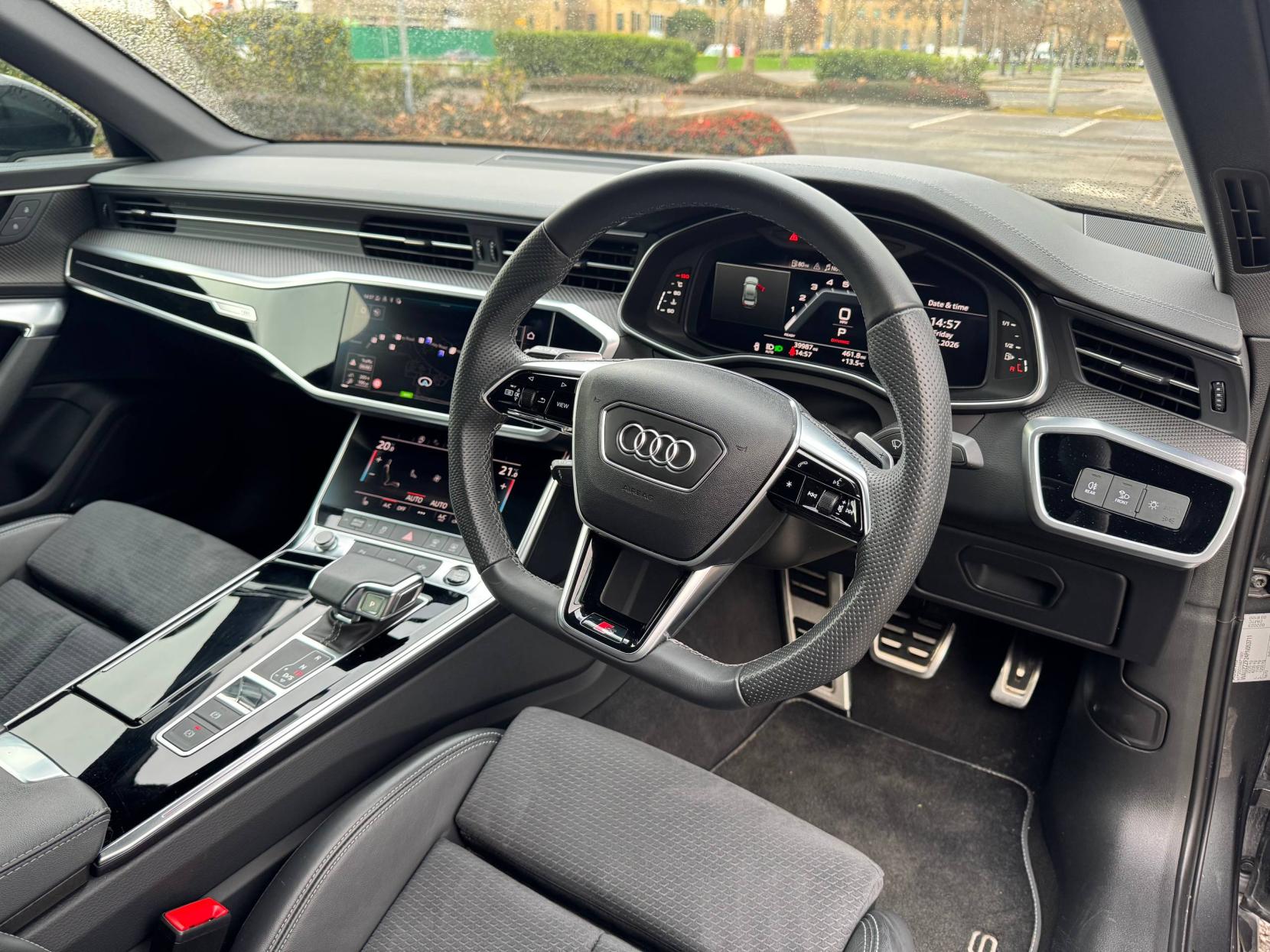 Audi A6 Saloon 2.0 TFSI 40 Black Edition Saloon 4dr Petrol S Tronic Euro 6 (s/s) (204 ps)