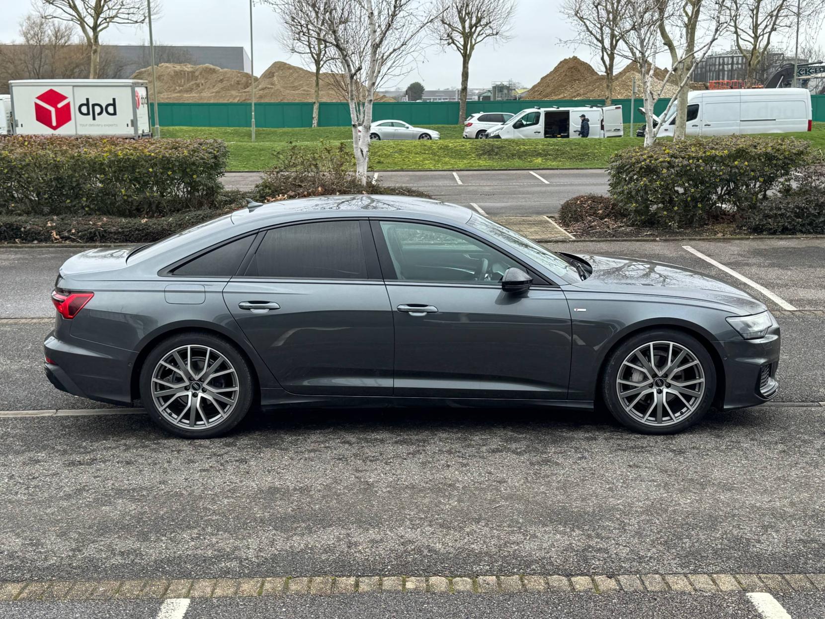 Audi A6 Saloon 2.0 TFSI 40 Black Edition Saloon 4dr Petrol S Tronic Euro 6 (s/s) (204 ps)