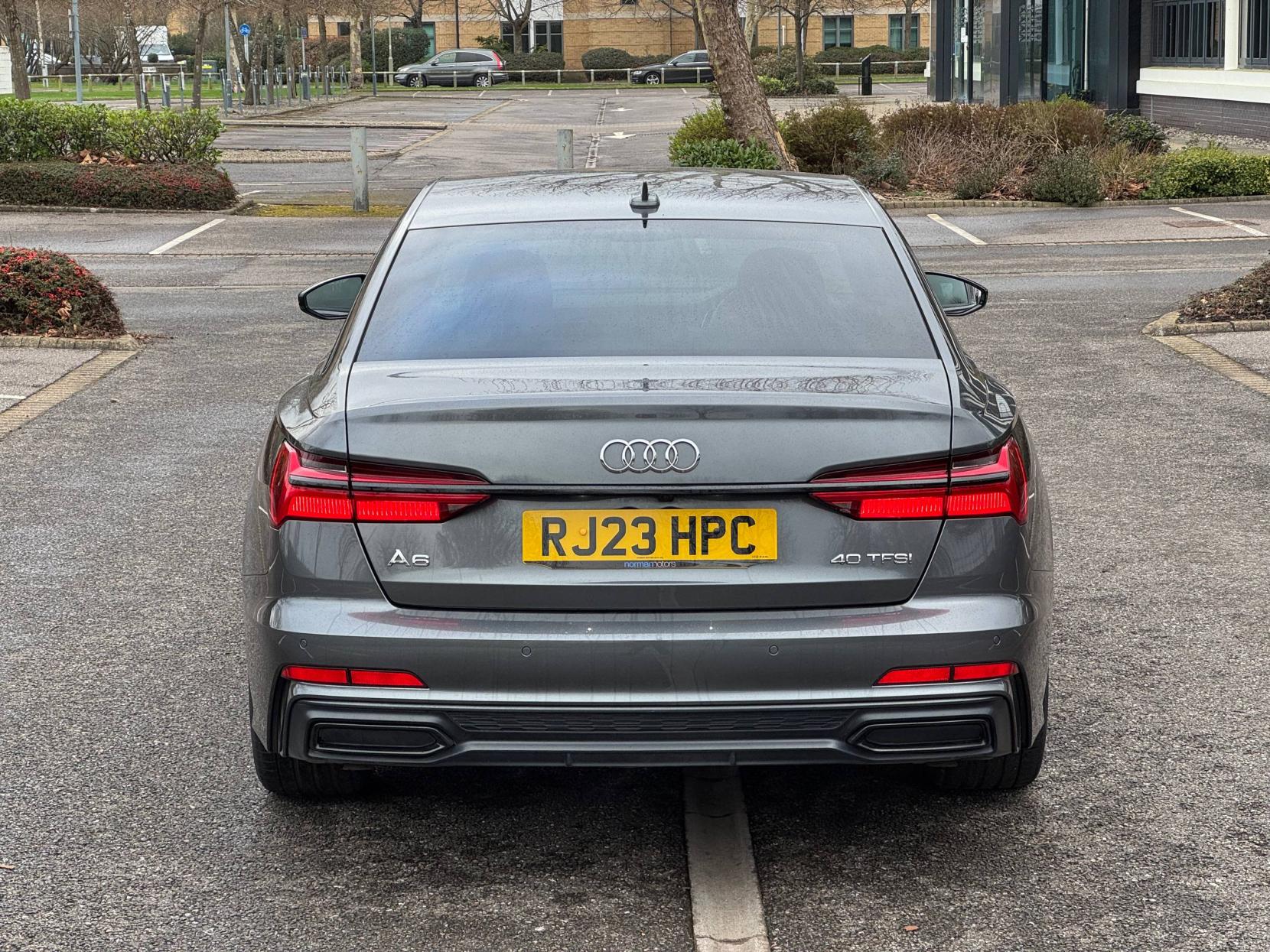 Audi A6 Saloon 2.0 TFSI 40 Black Edition Saloon 4dr Petrol S Tronic Euro 6 (s/s) (204 ps)