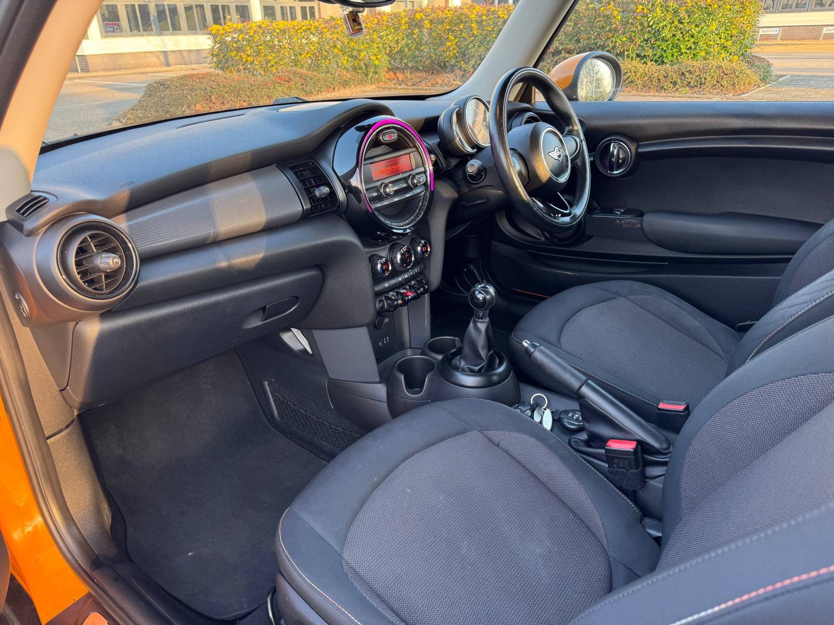 MINI Hatch 1.2 One Hatchback 3dr Petrol Manual Euro 6 (s/s) (102 ps)