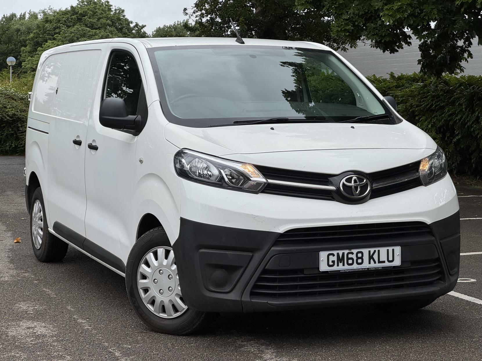 Toyota ProAce 2.0D Icon Medium Panel Van 6dr Diesel Manual MWB Euro 6 (s/s) (120 ps)