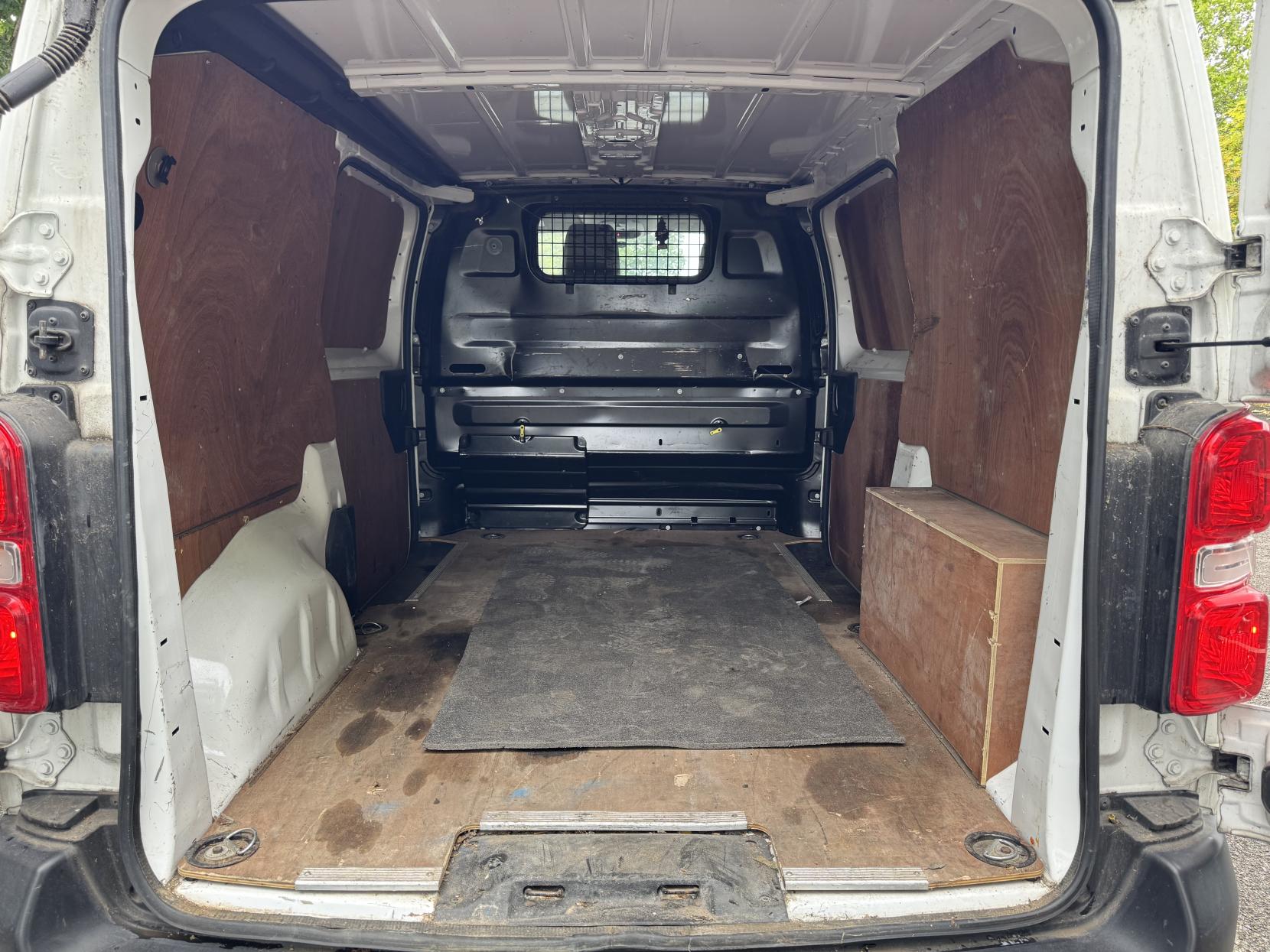 Toyota ProAce 2.0D Icon Medium Panel Van 6dr Diesel Manual MWB Euro 6 (s/s) (120 ps)