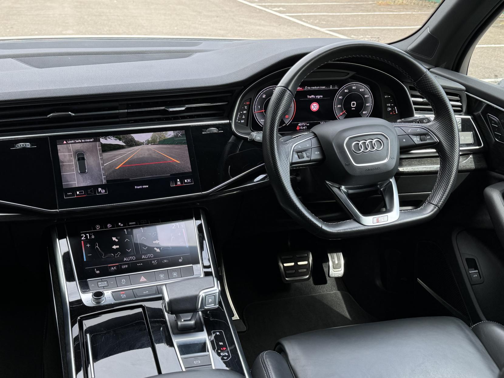 Audi Q7 3.0 TDI V6 50 Black Edition SUV 5dr Diesel Tiptronic quattro Euro 6 (s/s) (286 ps)