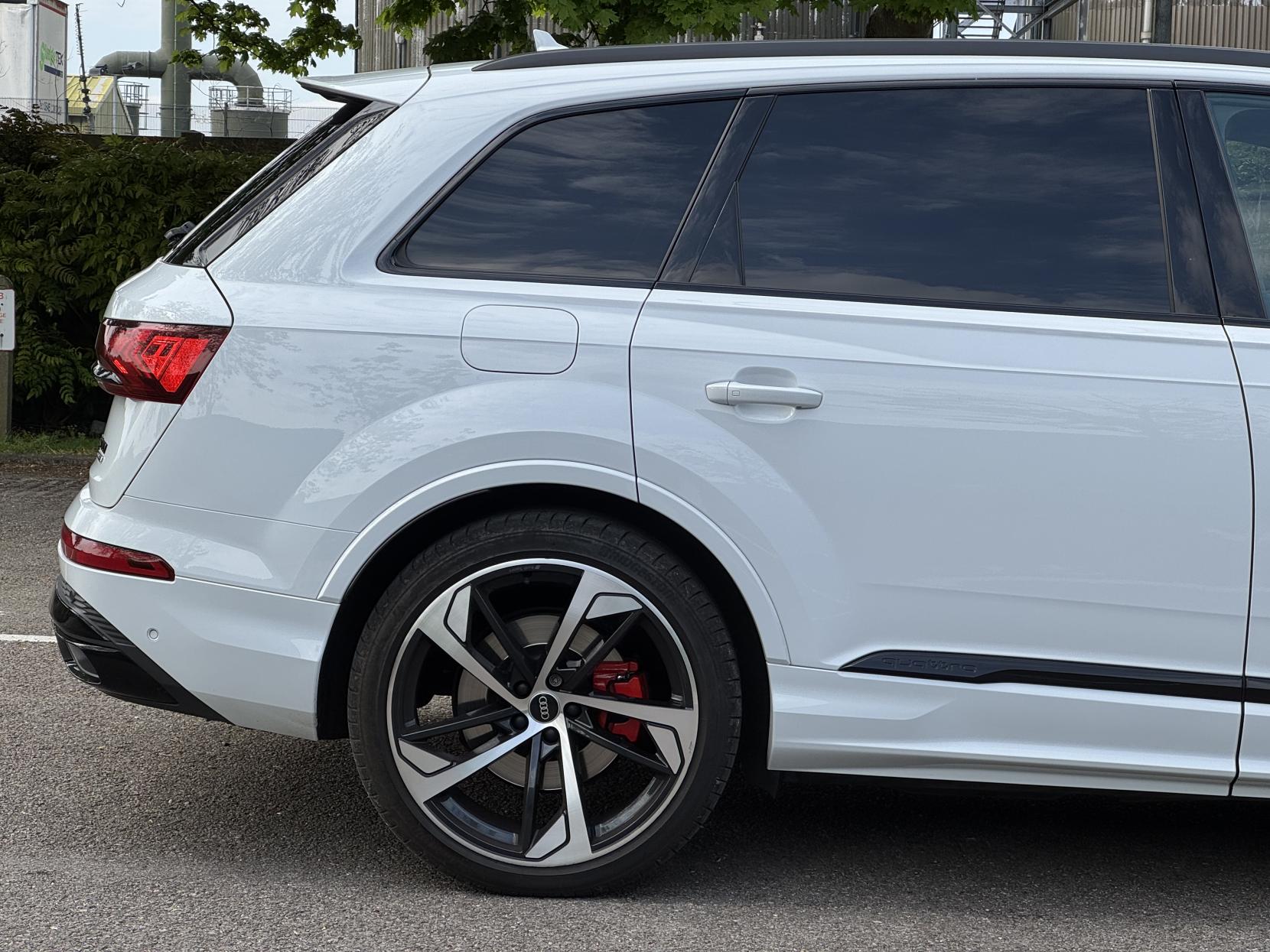 Audi Q7 3.0 TDI V6 50 Black Edition SUV 5dr Diesel Tiptronic quattro Euro 6 (s/s) (286 ps)