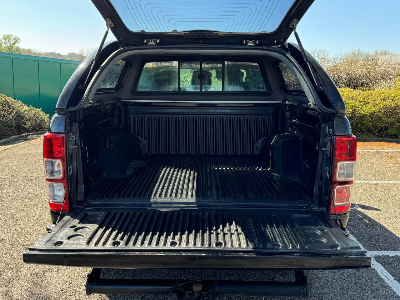 Ford Ranger 3.2 TDCi Wildtrak Pickup Double Cab 4dr Diesel Manual 4WD Euro 5 (s/s) (200 ps)