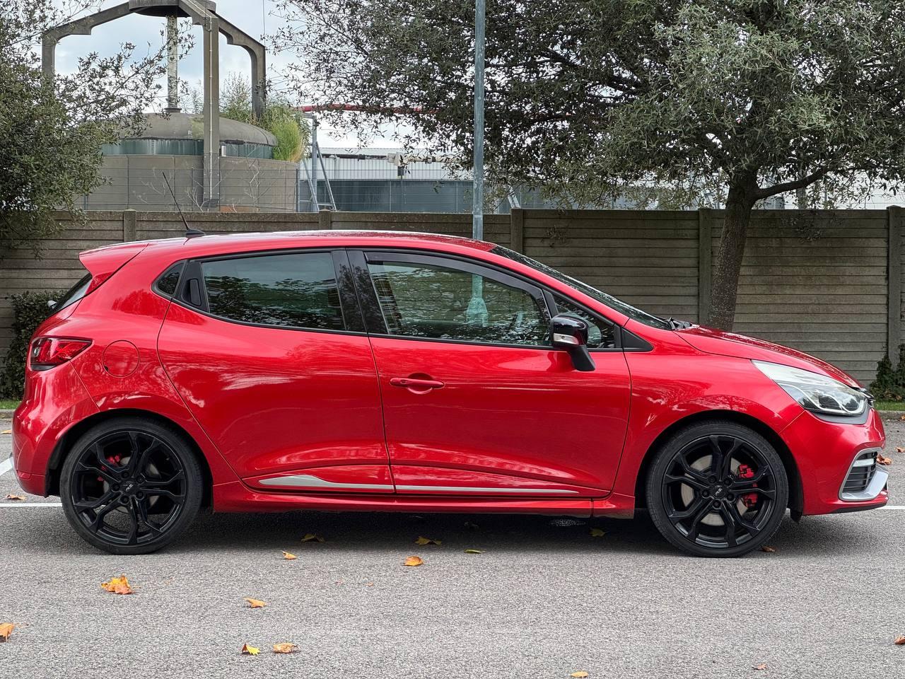 Renault Clio 1.6 TCe Renaultsport Hatchback 5dr Petrol EDC Euro 5 (200 ps)