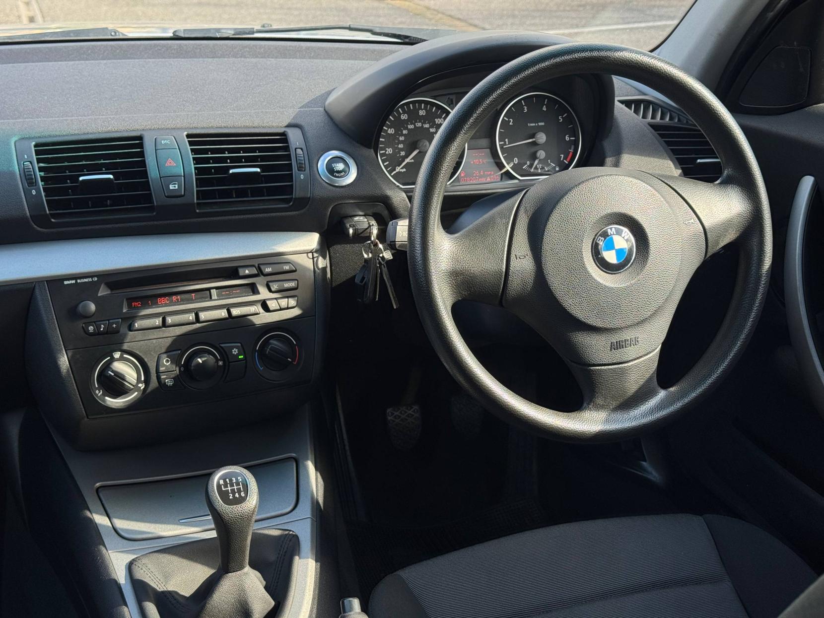 BMW 1 Series 2.0 118i Hatchback 5dr Petrol Manual 6 Spd Euro 4 (129 ps)