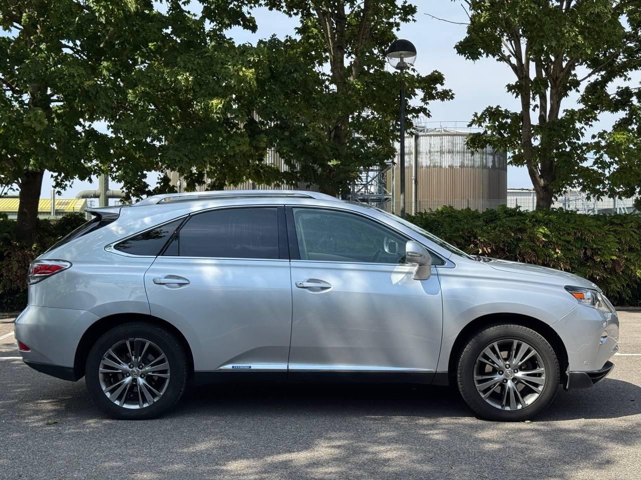 Lexus RX 3.5 450h V6 Luxury SUV 5dr Petrol Hybrid CVT 4WD Euro 5 (s/s) (299 ps)