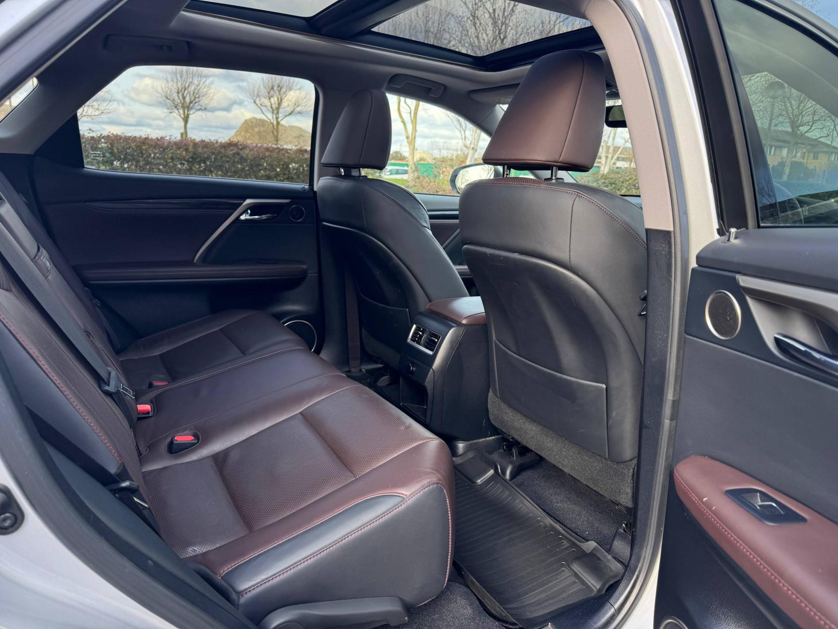 Lexus RX 3.5 450h V6 Luxury SUV 5dr Petrol Hybrid CVT 4WD Euro 6 (s/s) (313 ps)