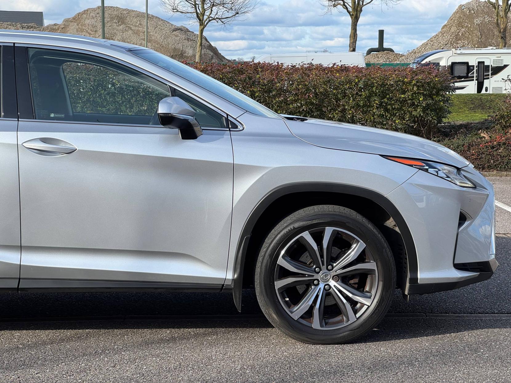 Lexus RX 3.5 450h V6 Luxury SUV 5dr Petrol Hybrid CVT 4WD Euro 6 (s/s) (313 ps)