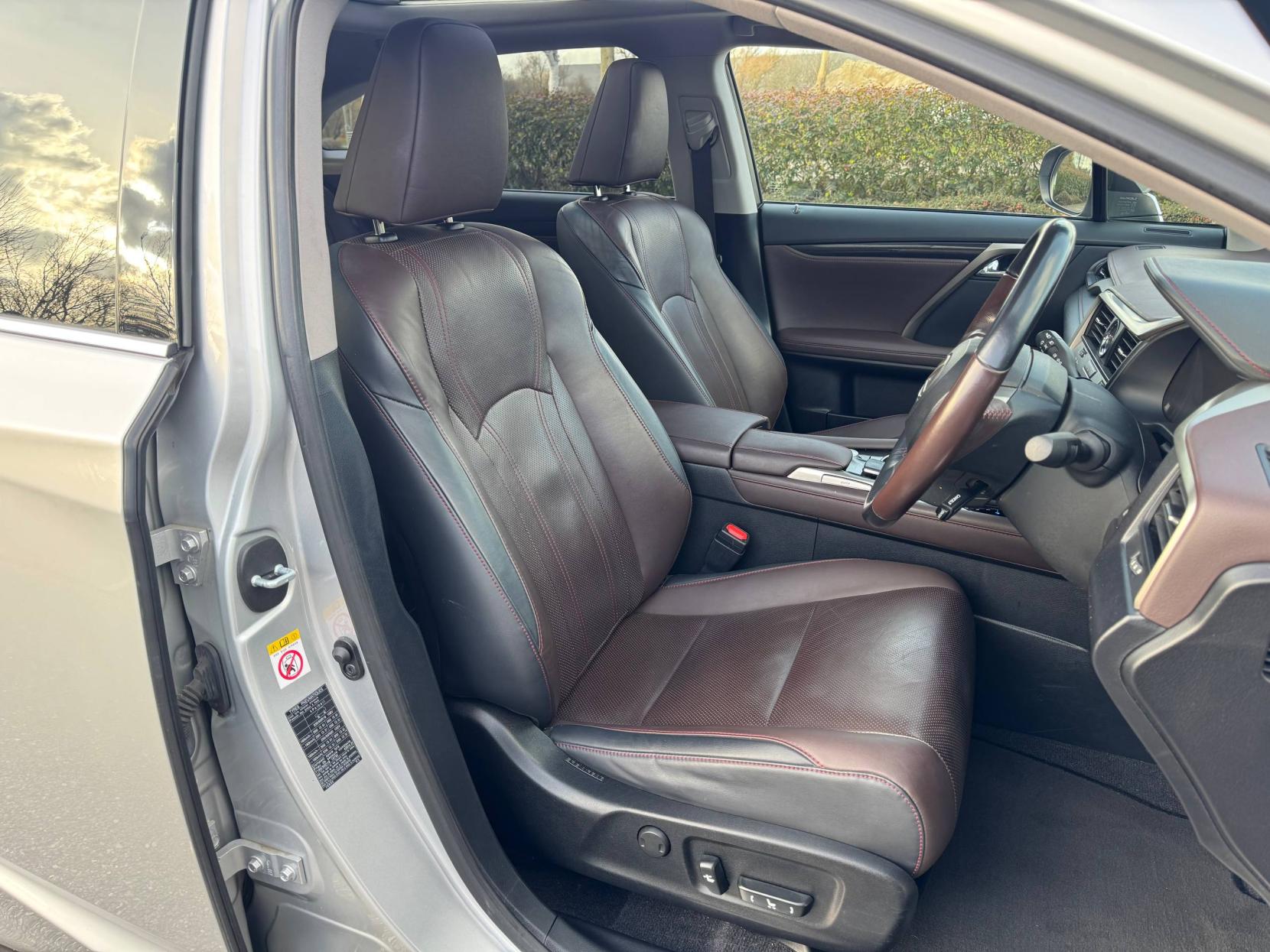 Lexus RX 3.5 450h V6 Luxury SUV 5dr Petrol Hybrid CVT 4WD Euro 6 (s/s) (313 ps)