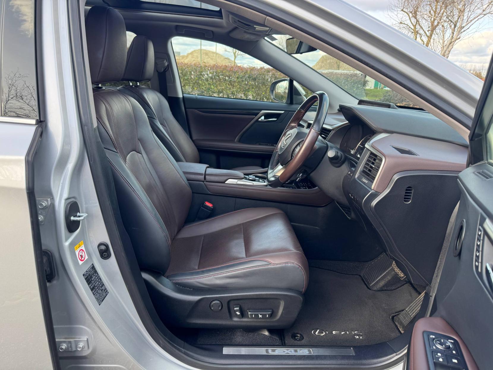 Lexus RX 3.5 450h V6 Luxury SUV 5dr Petrol Hybrid CVT 4WD Euro 6 (s/s) (313 ps)