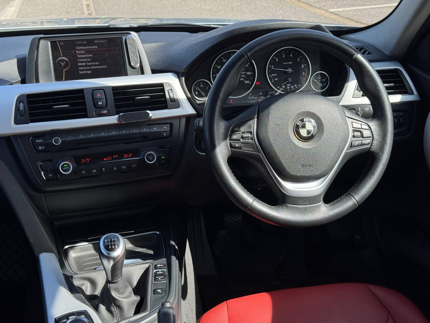 BMW 3 Series 2.0 320i SE Saloon 4dr Petrol Manual xDrive Euro 5 (s/s) (184 ps)