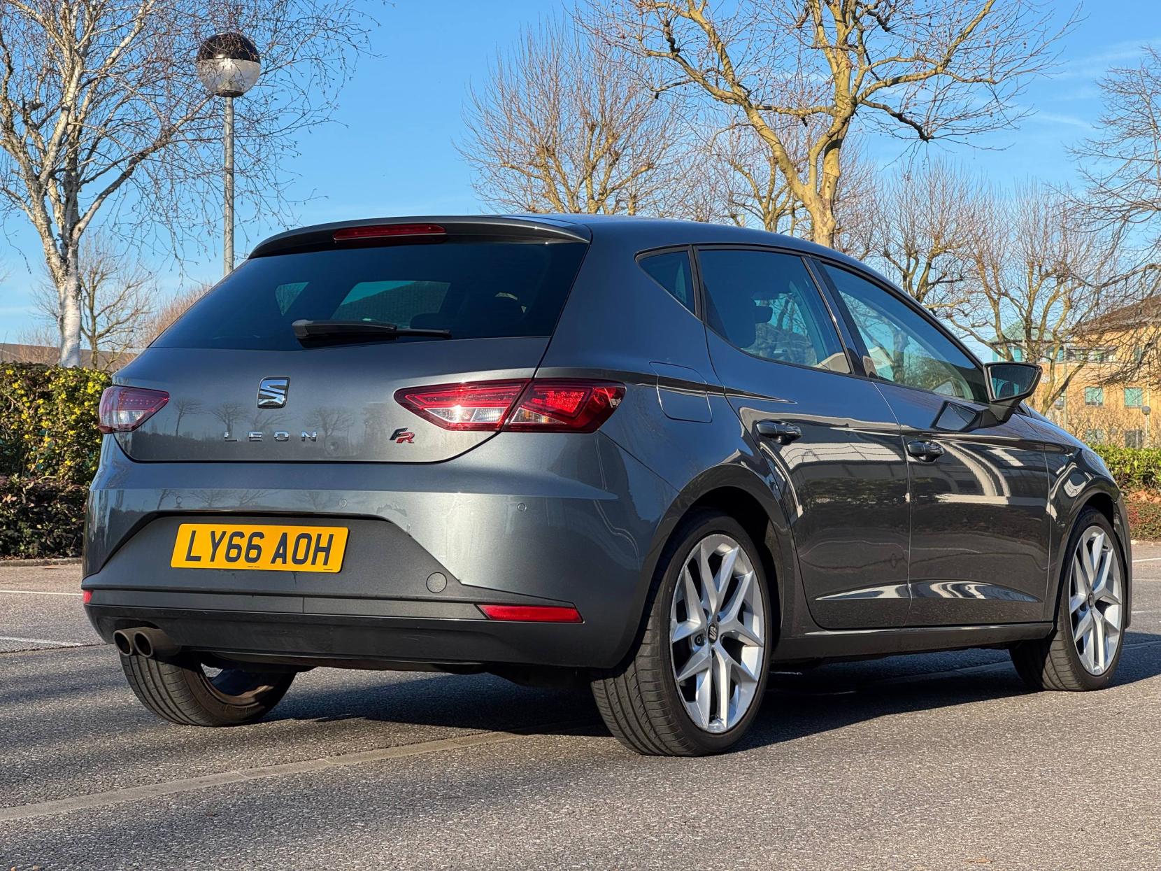 SEAT Leon 1.8 TSI FR Technology Hatchback 5dr Petrol Manual Euro 6 (s/s) (180 ps)