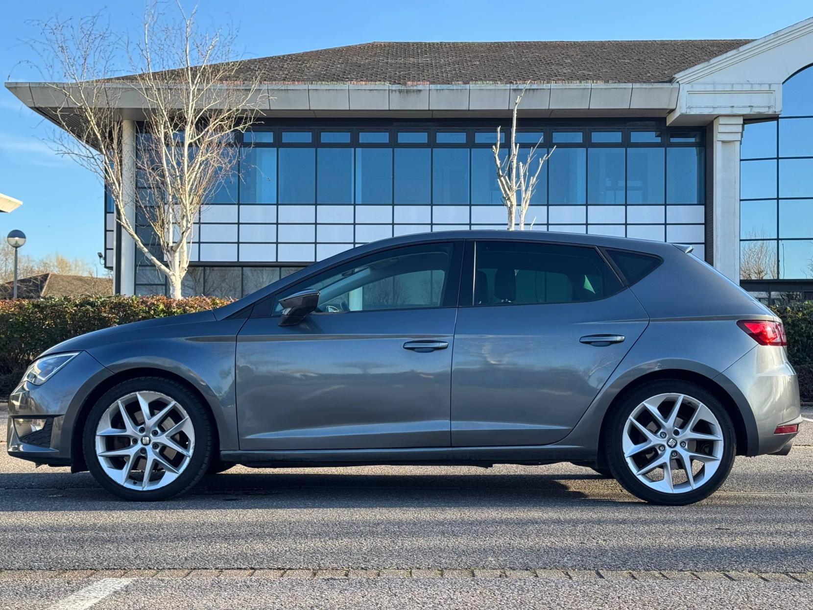 SEAT Leon 1.8 TSI FR Technology Hatchback 5dr Petrol Manual Euro 6 (s/s) (180 ps)