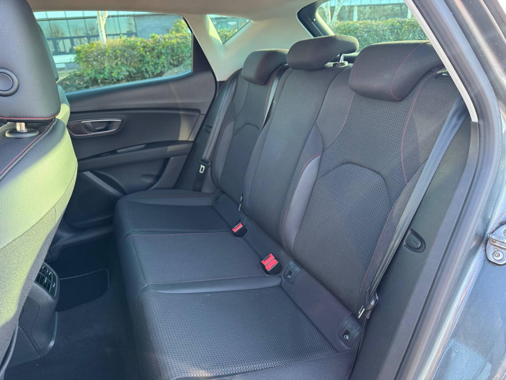 SEAT Leon 1.8 TSI FR Technology Hatchback 5dr Petrol Manual Euro 6 (s/s) (180 ps)