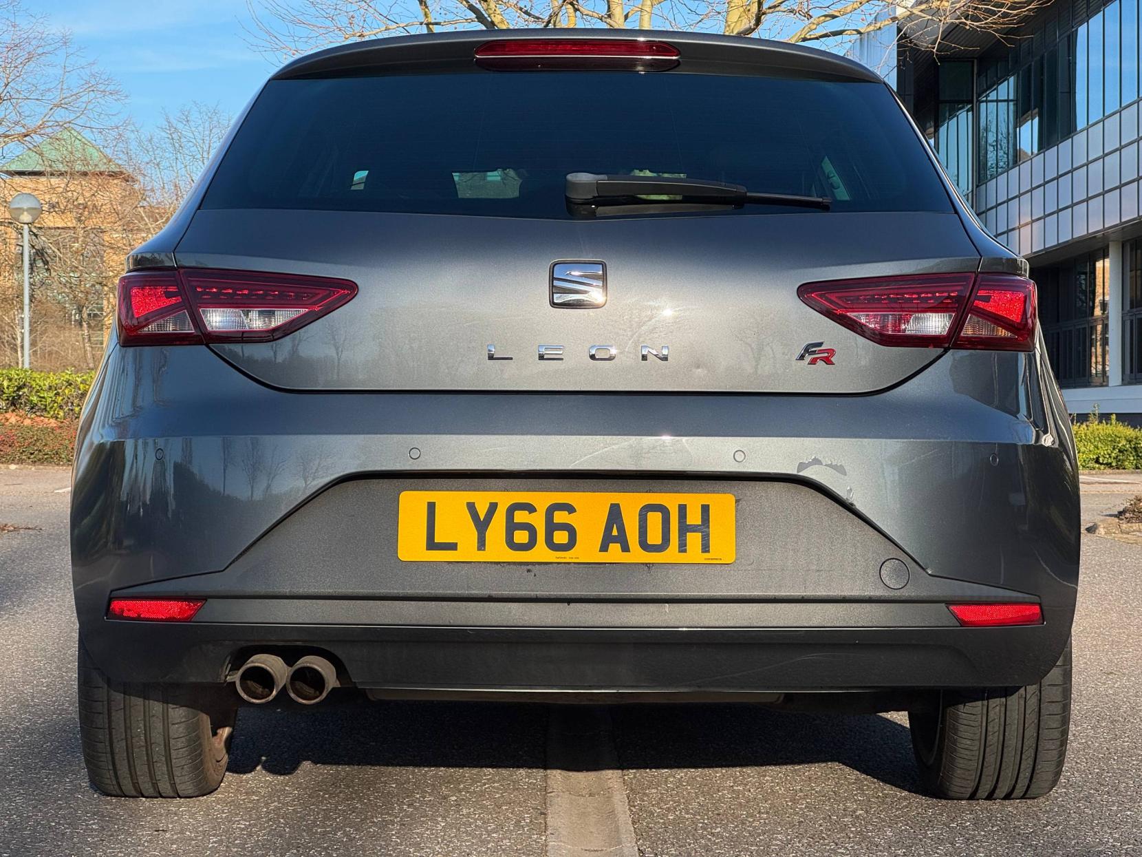 SEAT Leon 1.8 TSI FR Technology Hatchback 5dr Petrol Manual Euro 6 (s/s) (180 ps)