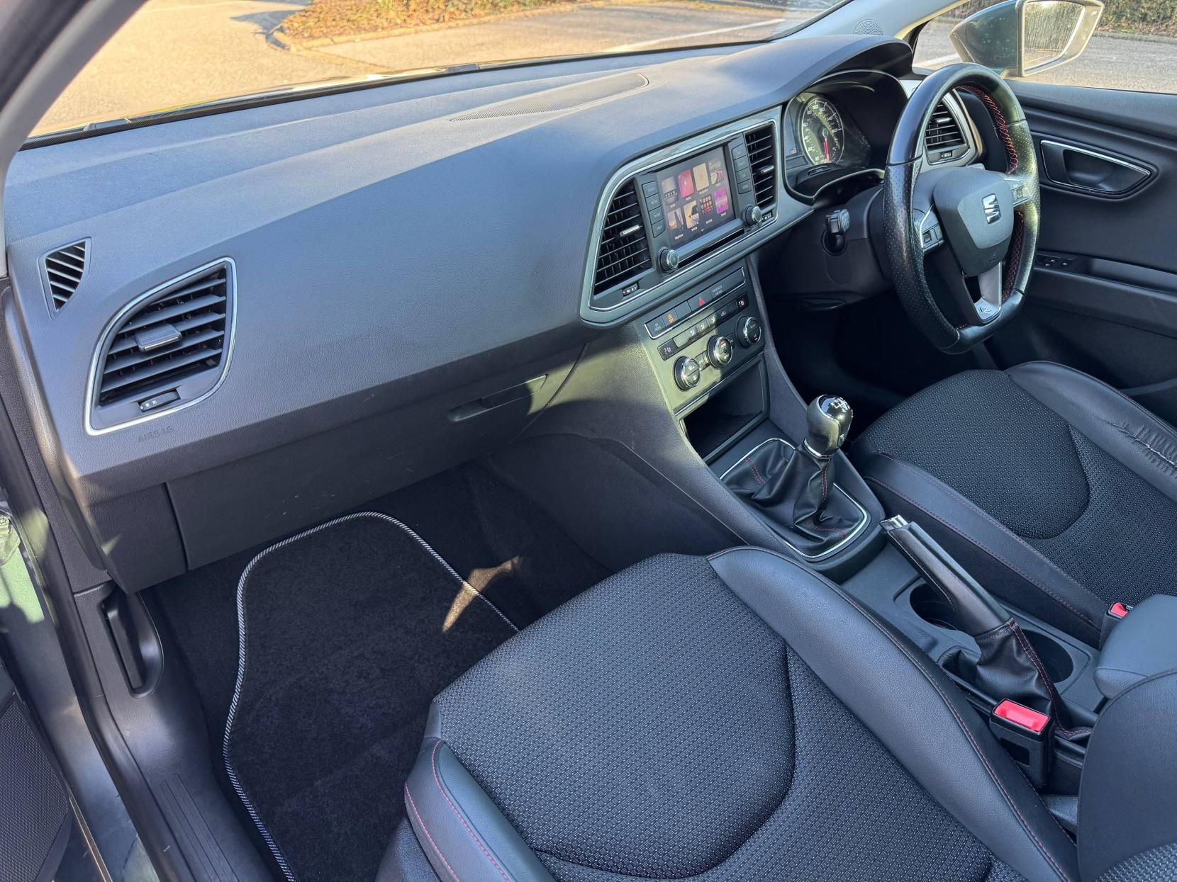 SEAT Leon 1.8 TSI FR Technology Hatchback 5dr Petrol Manual Euro 6 (s/s) (180 ps)