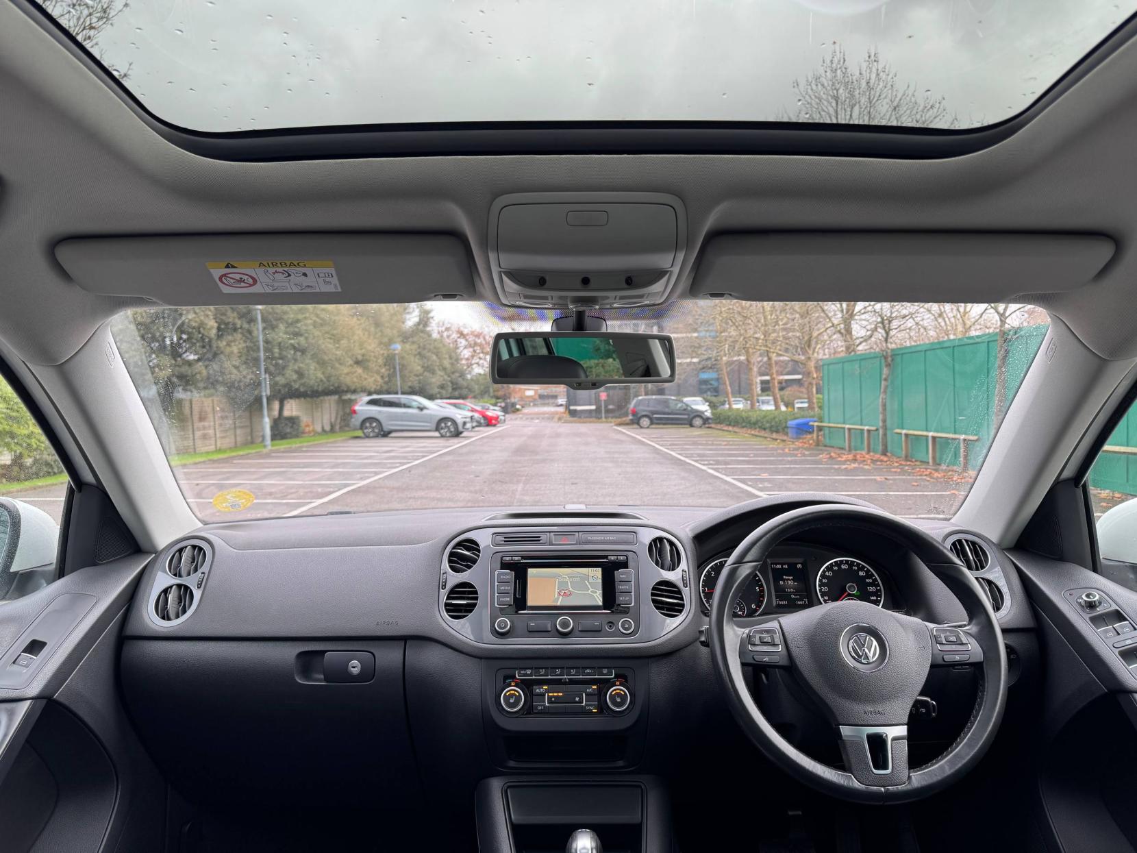 Volkswagen Tiguan 2.0 TDI BlueMotion Tech Match SUV 5dr Diesel DSG 4WD Euro 5 (s/s) (140 ps)