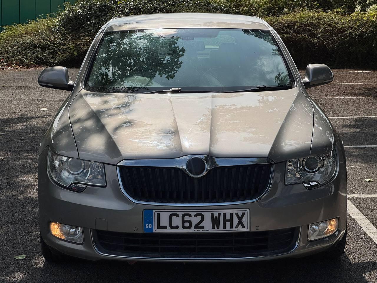 Skoda Superb 1.8 TSI Elegance Hatchback 5dr Petrol DSG Euro 5 (160 ps)