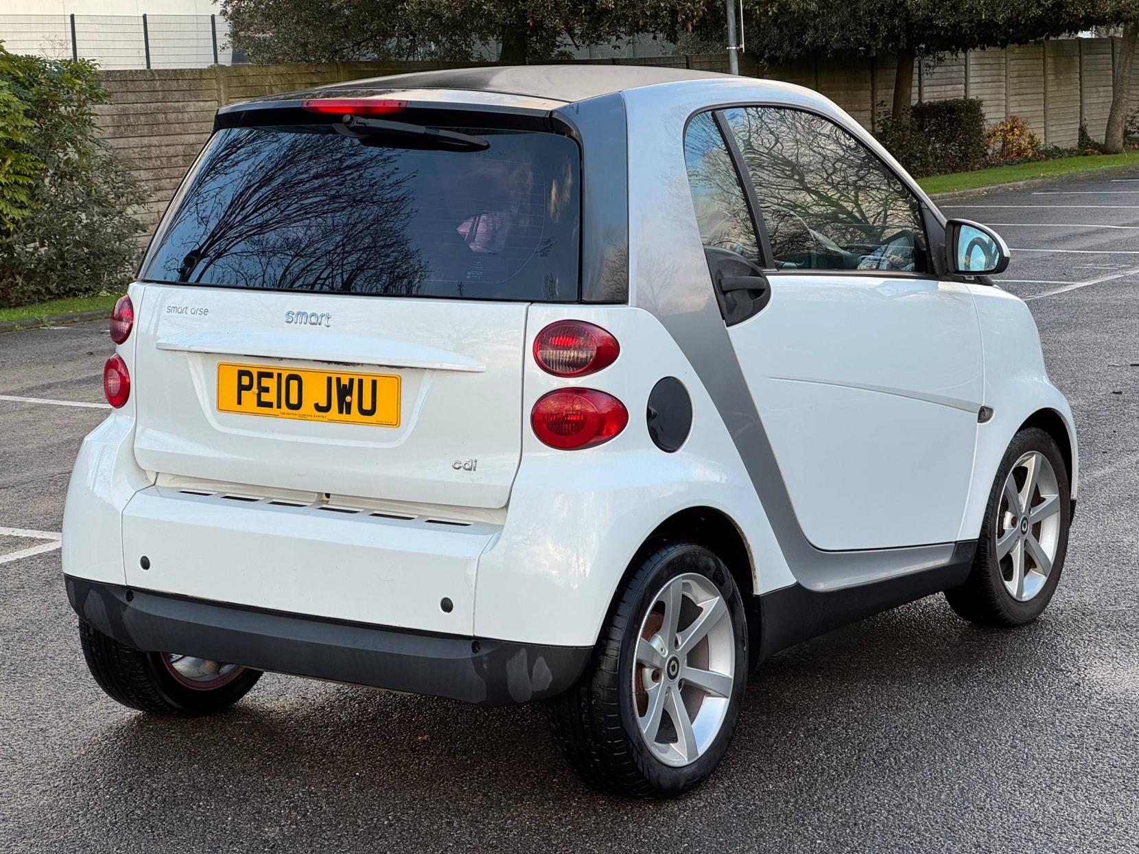 Smart fortwo 0.8 CDI Pulse Coupe 2dr Diesel SoftTouch Euro 5 (54 bhp)