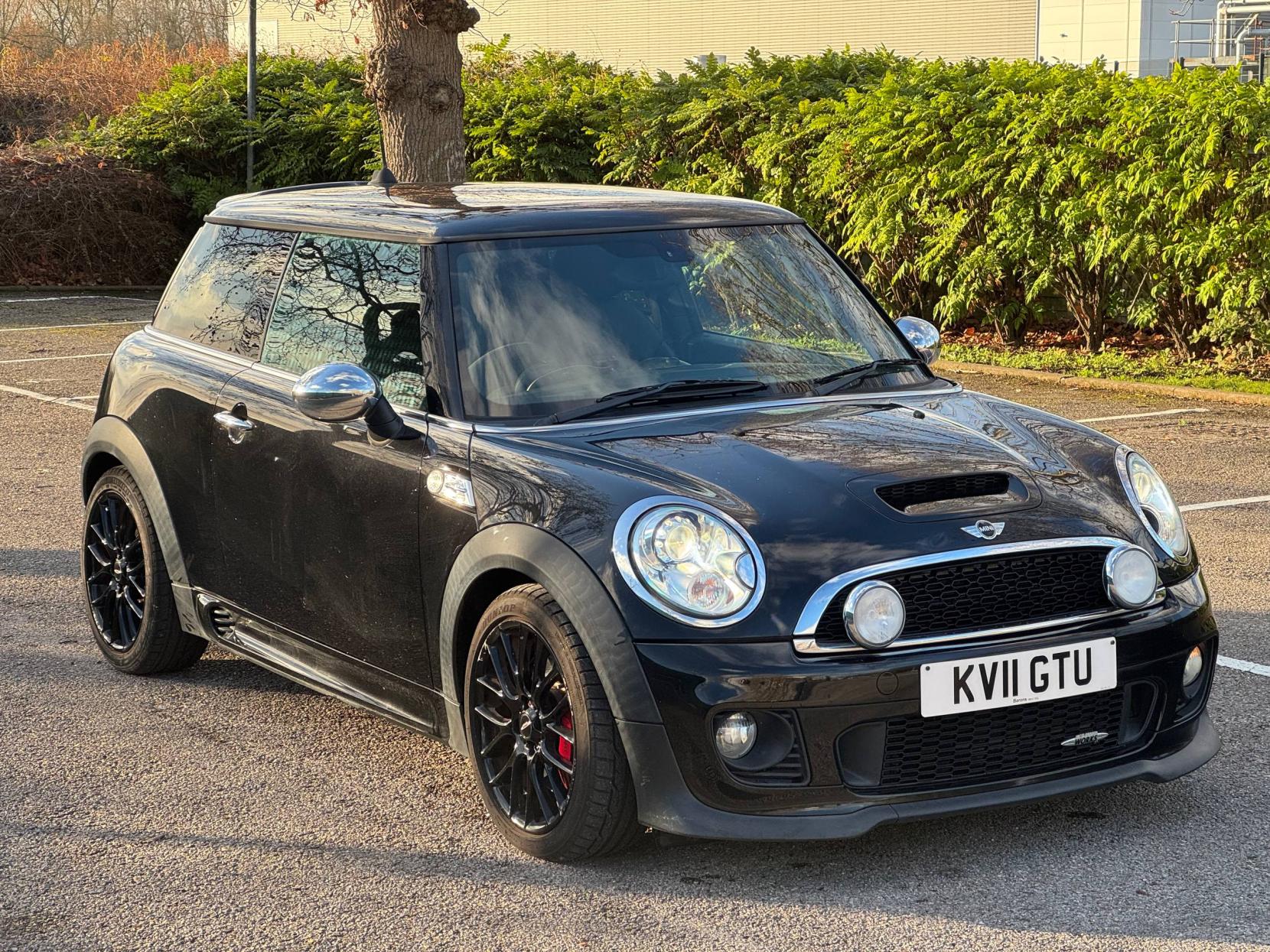 MINI Hatch 1.6 John Cooper Works Hatchback 3dr Petrol Manual Euro 5 (211 ps)