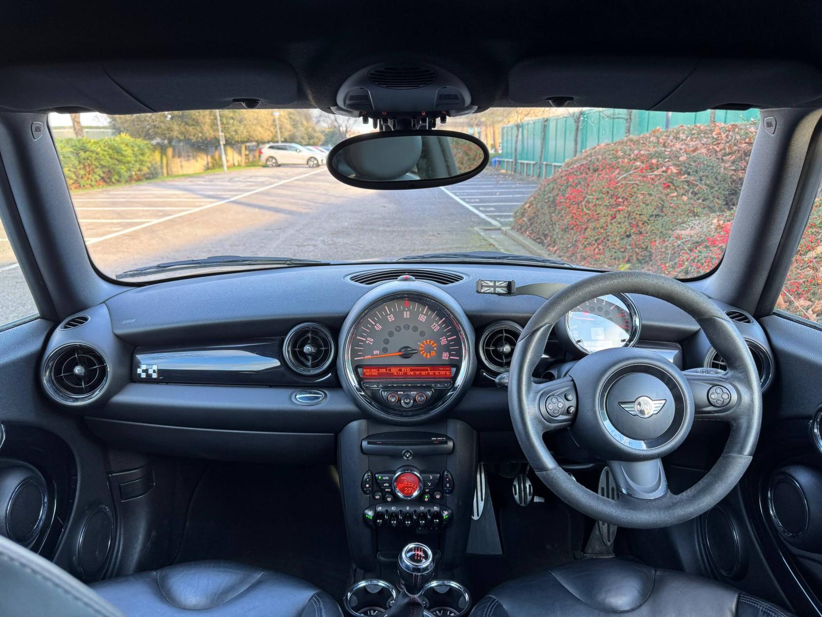 MINI Hatch 1.6 John Cooper Works Hatchback 3dr Petrol Manual Euro 5 (211 ps)