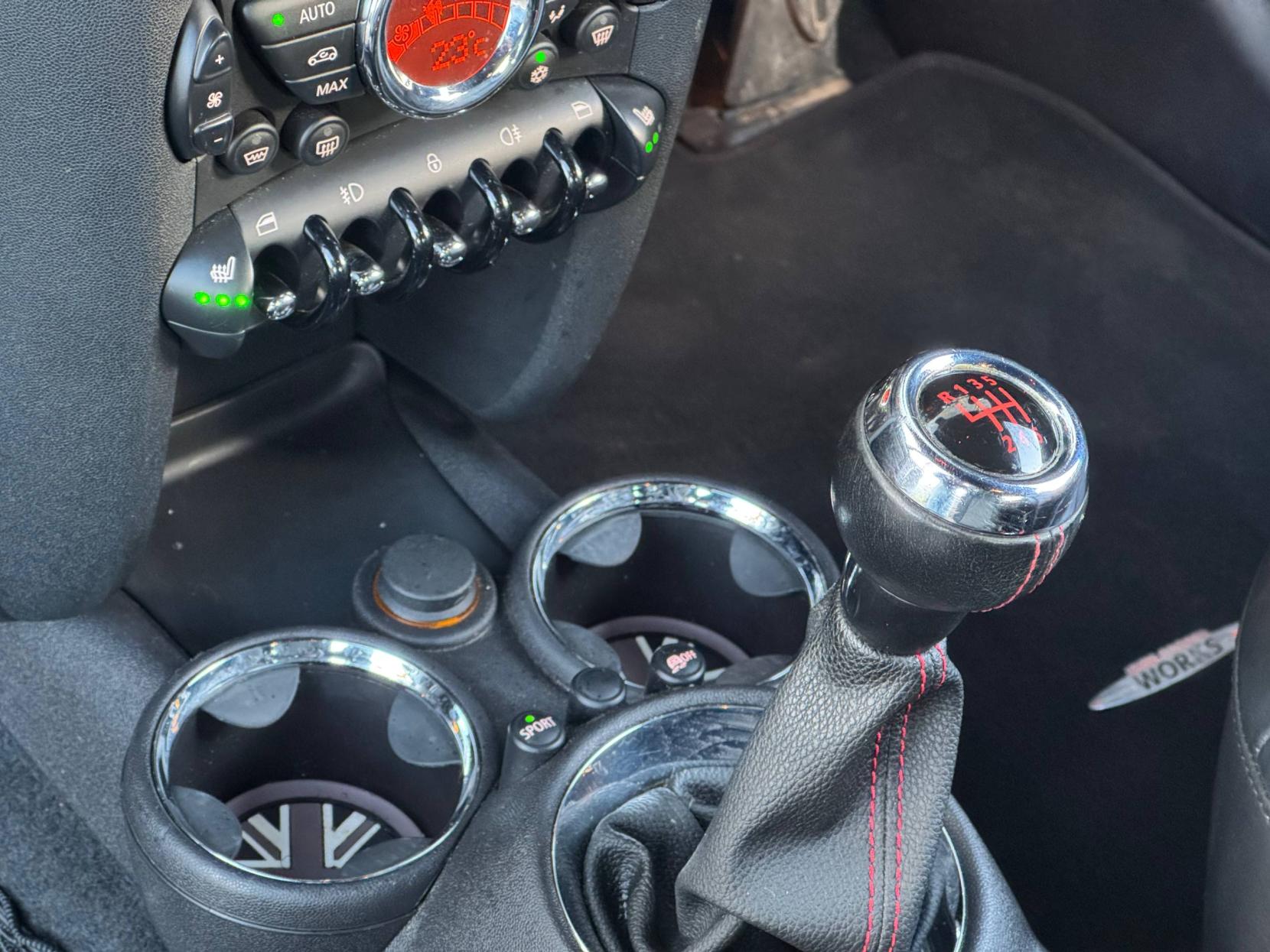 MINI Hatch 1.6 John Cooper Works Hatchback 3dr Petrol Manual Euro 5 (211 ps)