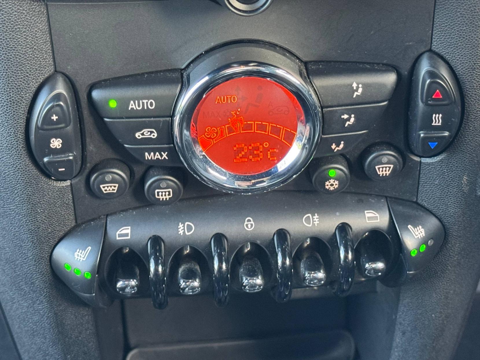 MINI Hatch 1.6 John Cooper Works Hatchback 3dr Petrol Manual Euro 5 (211 ps)