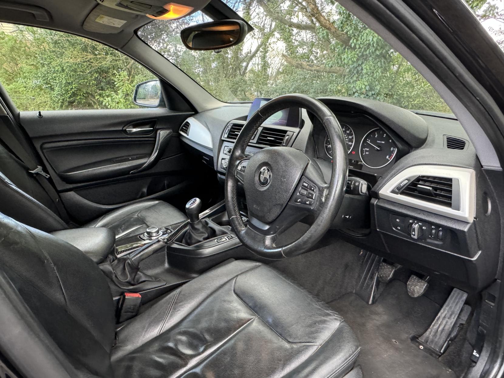 BMW 1 Series 1.6 116d ED EfficientDynamics Business Hatchback 5dr Diesel Manual Euro 5 (s/s) (116 ps)