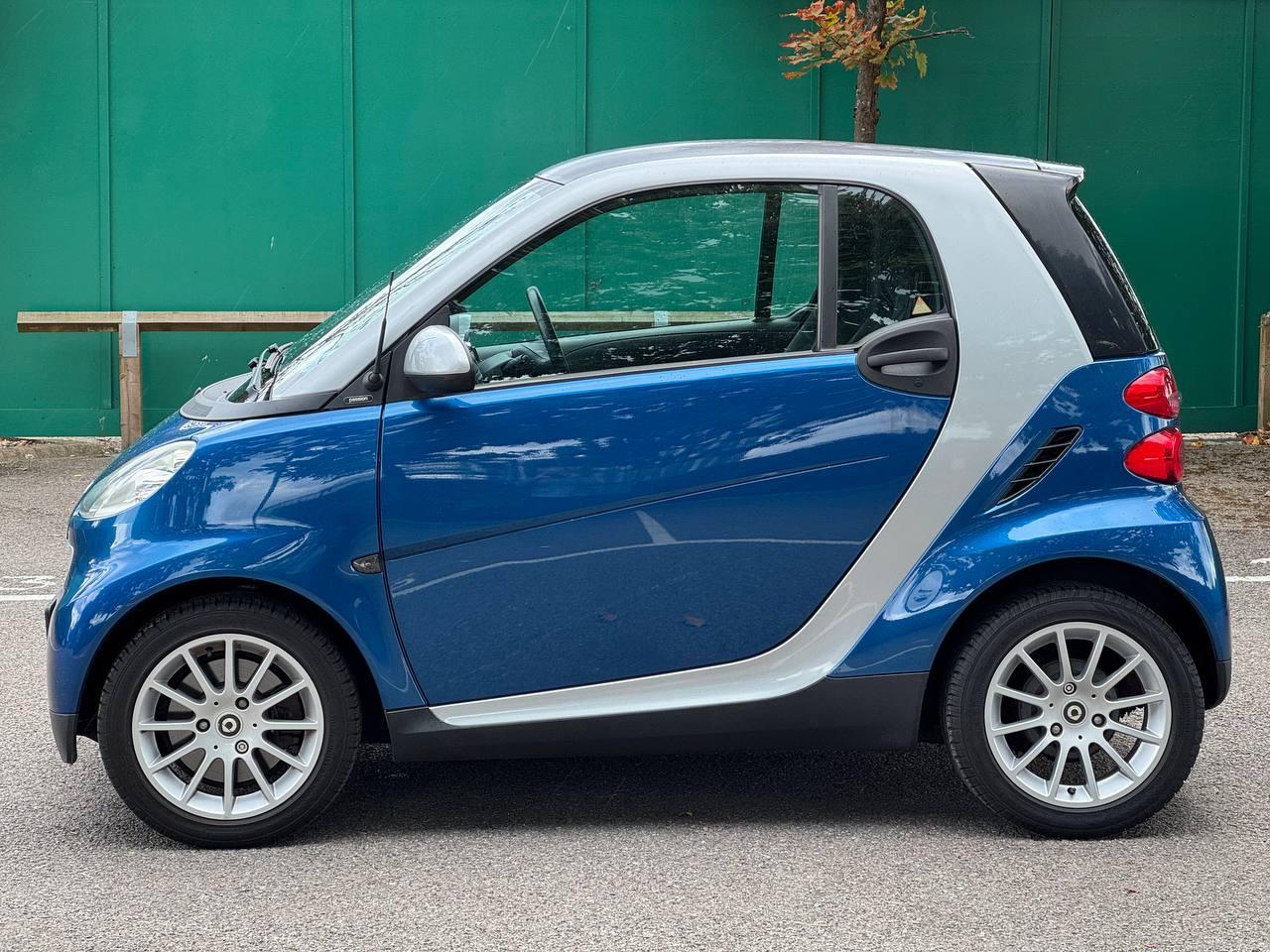 Smart fortwo 1.0 Passion Coupe 2dr Petrol Auto Euro 4 (71 bhp)