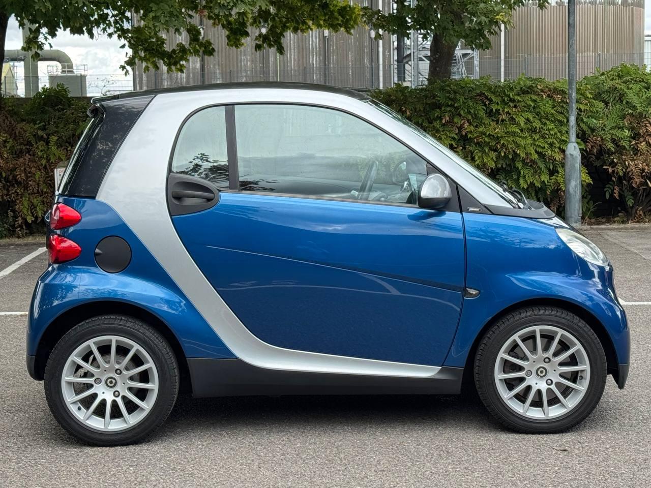 Smart fortwo 1.0 Passion Coupe 2dr Petrol Auto Euro 4 (71 bhp)