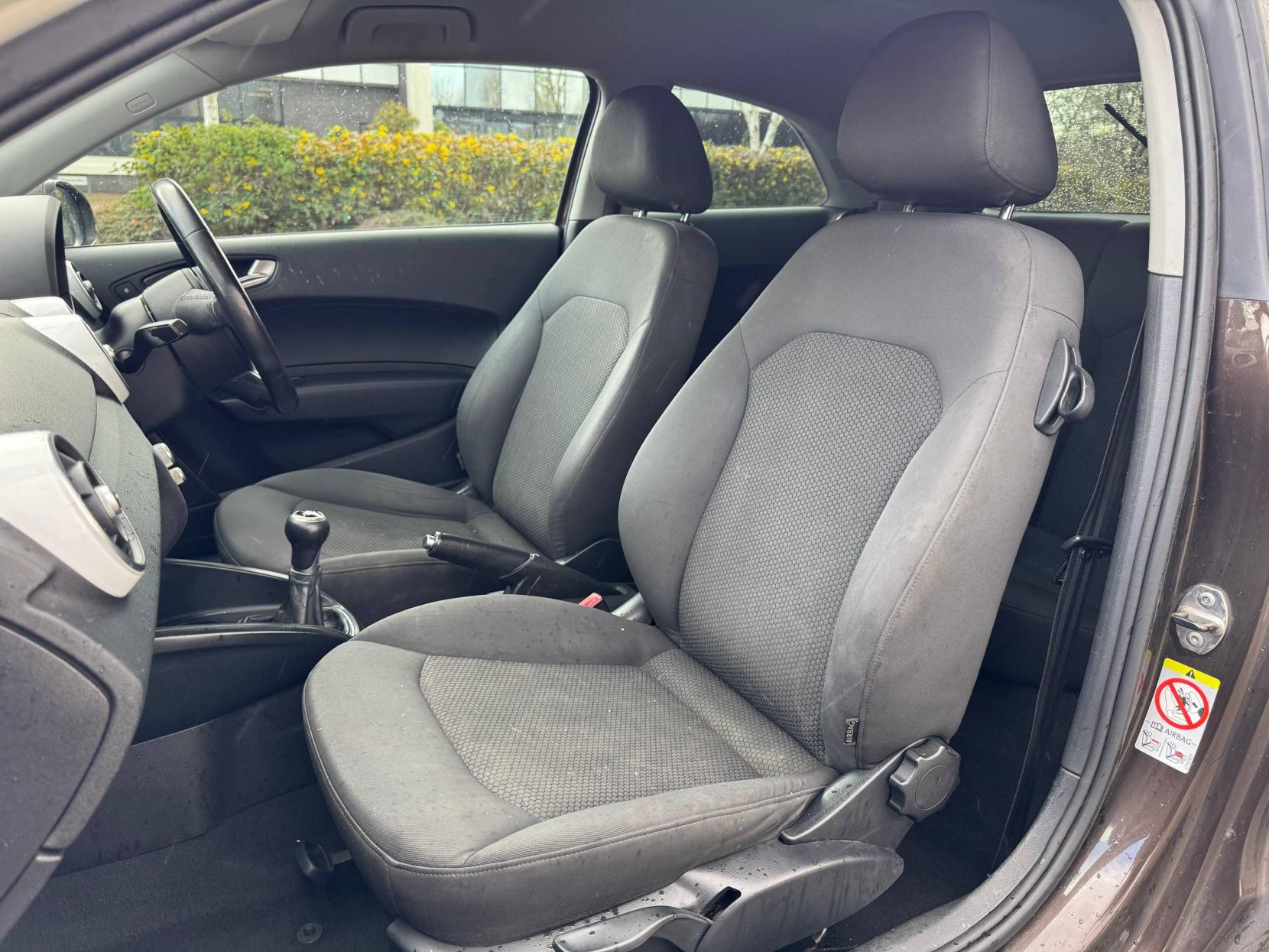 Audi A1 1.6 TDI SE Hatchback 3dr Diesel Manual Euro 5 (s/s) (105 ps)