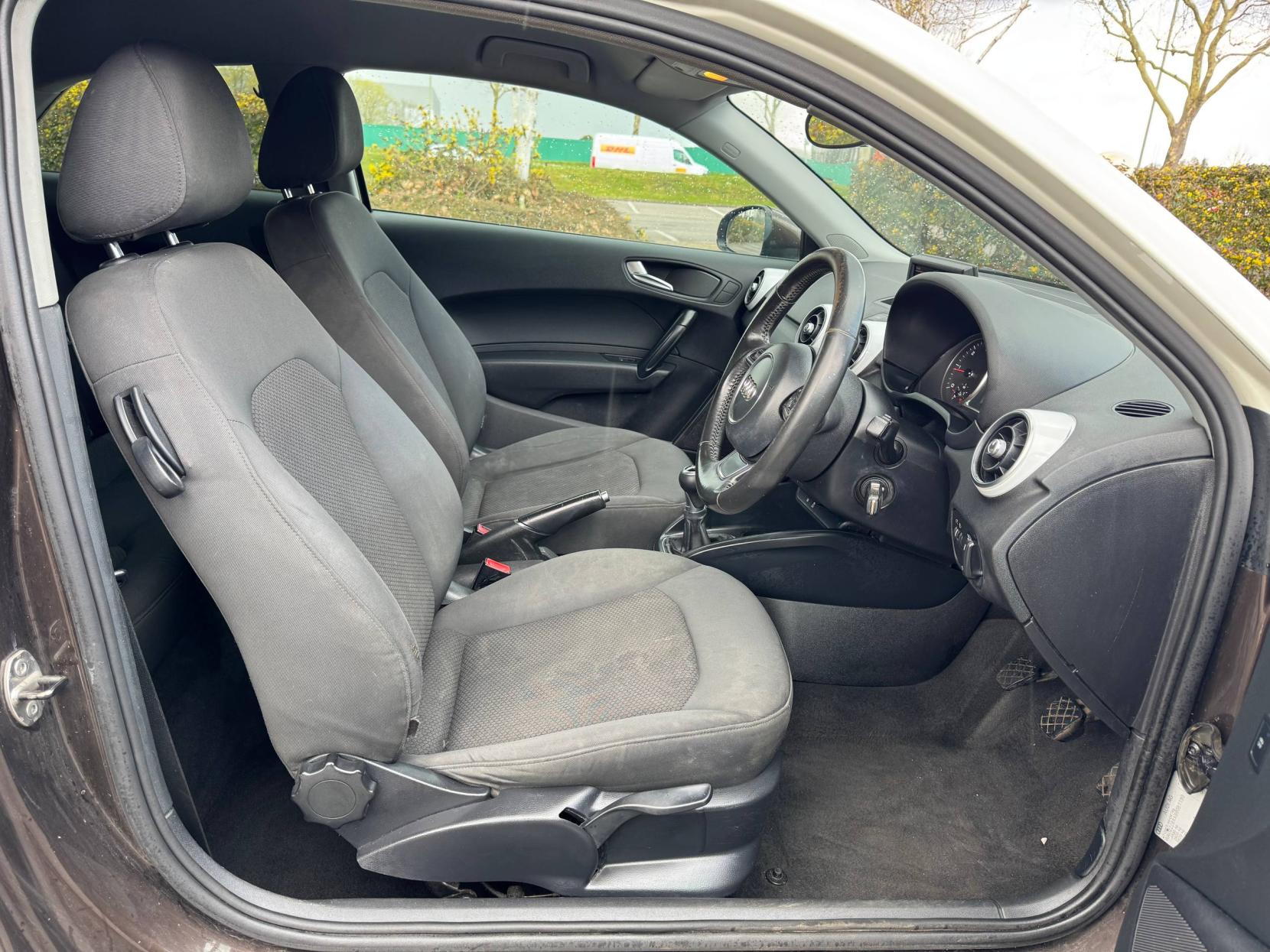 Audi A1 1.6 TDI SE Hatchback 3dr Diesel Manual Euro 5 (s/s) (105 ps)