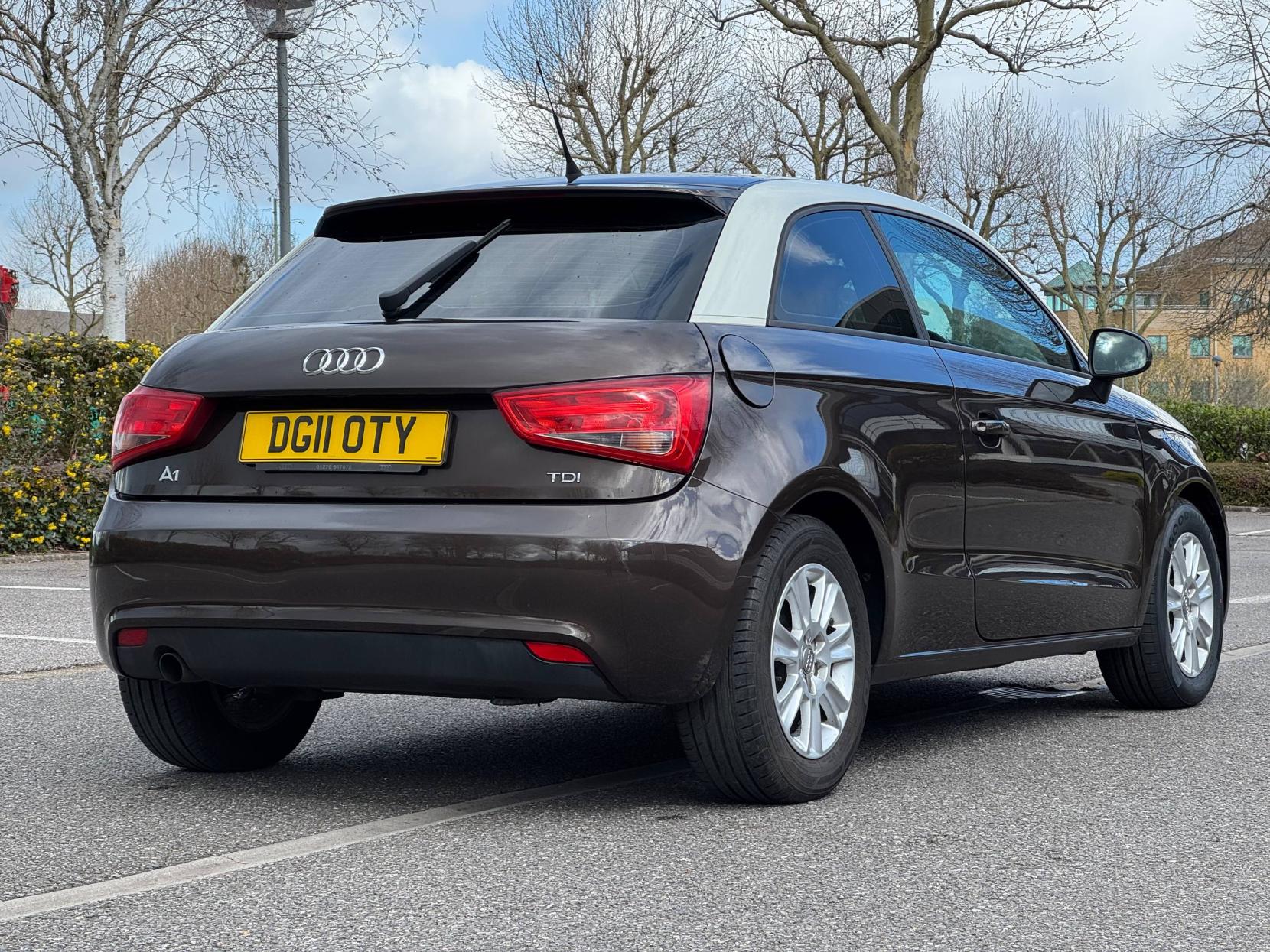 Audi A1 1.6 TDI SE Hatchback 3dr Diesel Manual Euro 5 (s/s) (105 ps)