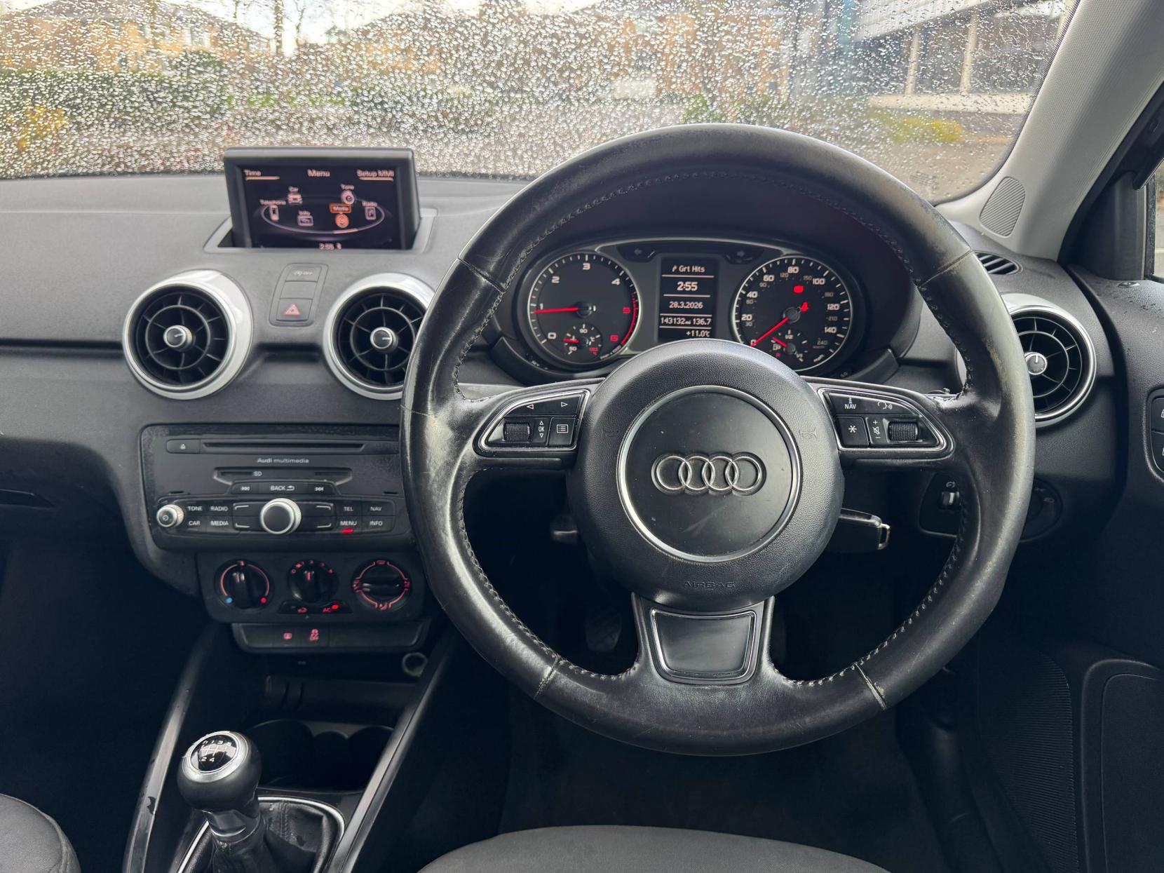 Audi A1 1.6 TDI SE Hatchback 3dr Diesel Manual Euro 5 (s/s) (105 ps)