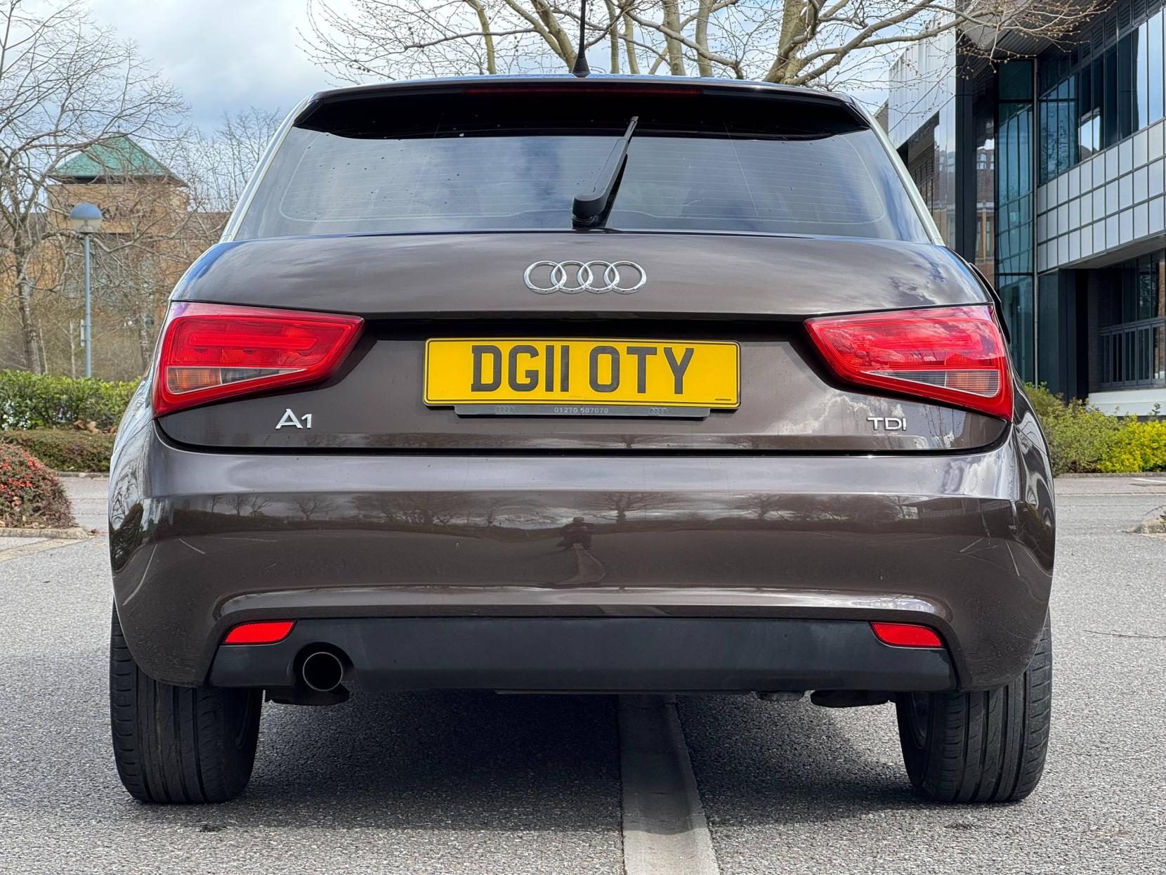 Audi A1 1.6 TDI SE Hatchback 3dr Diesel Manual Euro 5 (s/s) (105 ps)