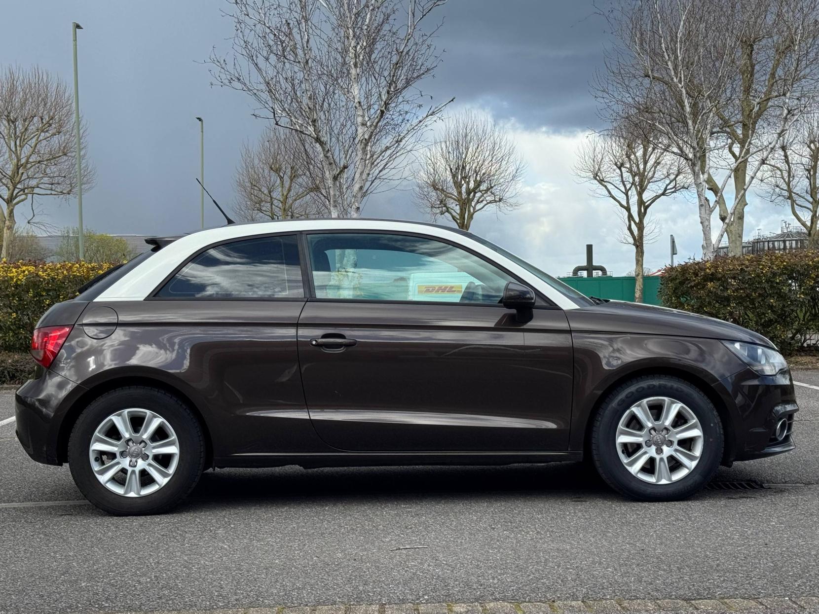 Audi A1 1.6 TDI SE Hatchback 3dr Diesel Manual Euro 5 (s/s) (105 ps)