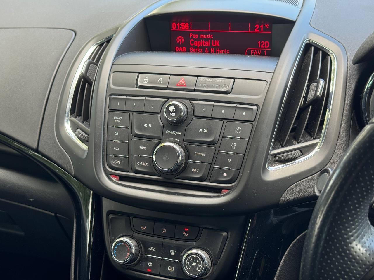 Vauxhall Zafira Tourer 2.0 CDTi SRi MPV 5dr Diesel Manual Euro 5 (130 ps)