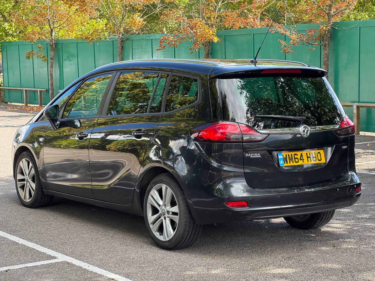 Vauxhall Zafira Tourer 2.0 CDTi SRi MPV 5dr Diesel Manual Euro 5 (130 ps)