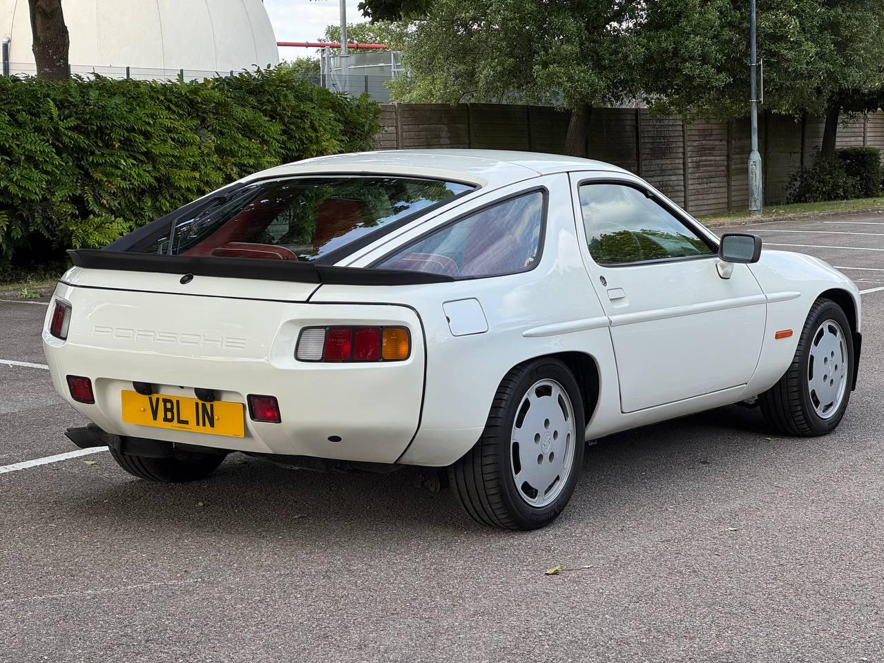 Porsche 928 4.7 S Coupe 2dr Petrol Automatic (300 bhp)
