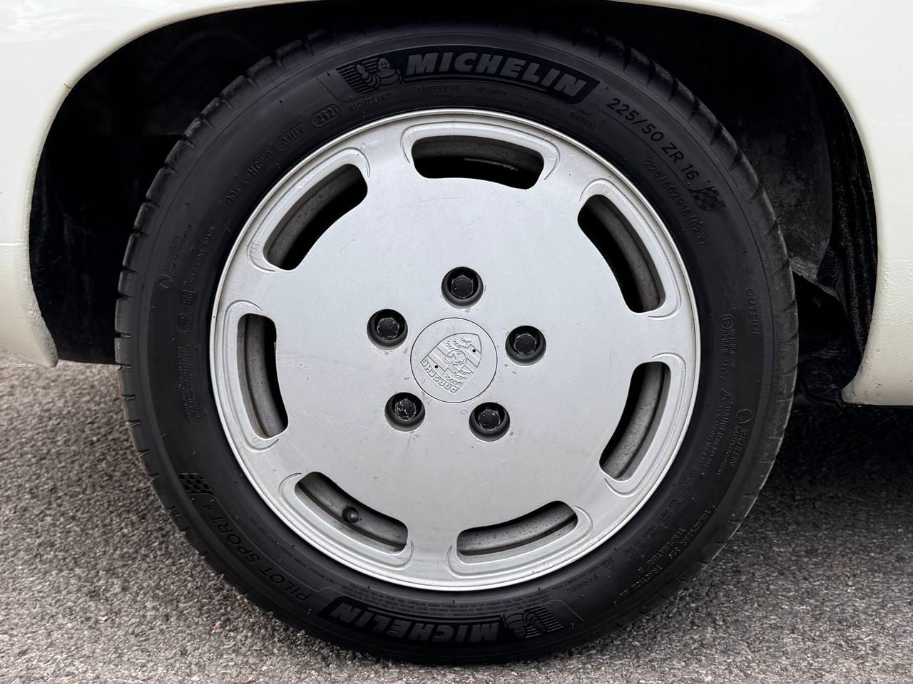 Porsche 928 4.7 S Coupe 2dr Petrol Automatic (300 bhp)