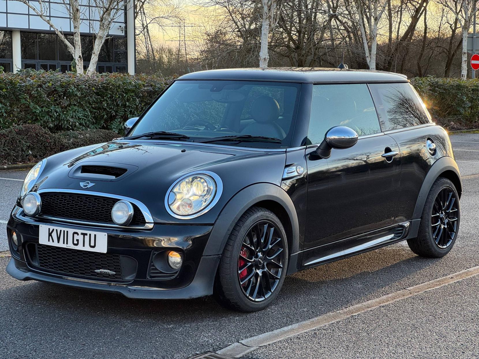 MINI Hatch 1.6 John Cooper Works Hatchback 3dr Petrol Manual Euro 5 (211 ps)