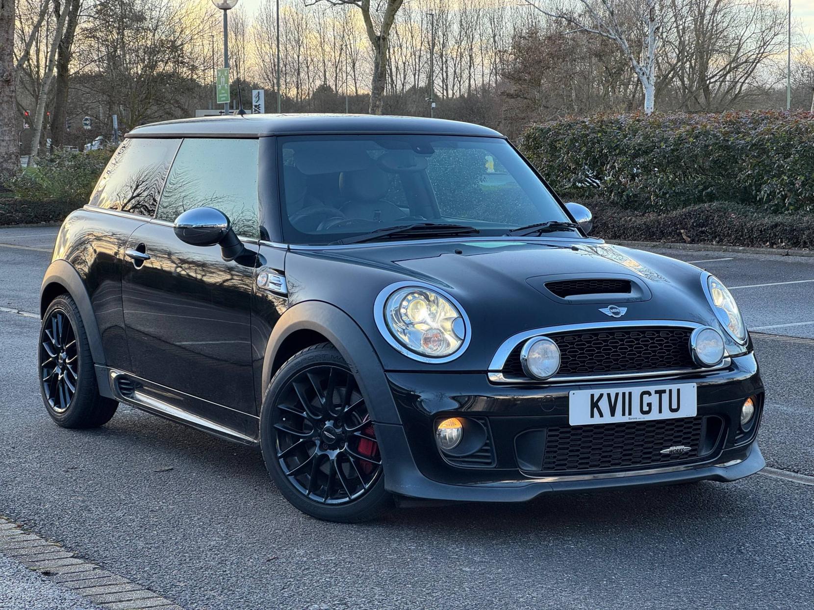 MINI Hatch 1.6 John Cooper Works Hatchback 3dr Petrol Manual Euro 5 (211 ps)