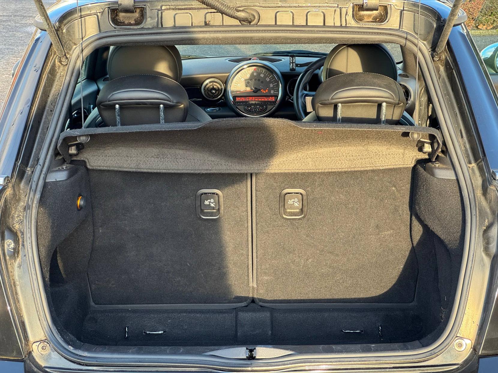 MINI Hatch 1.6 John Cooper Works Hatchback 3dr Petrol Manual Euro 5 (211 ps)