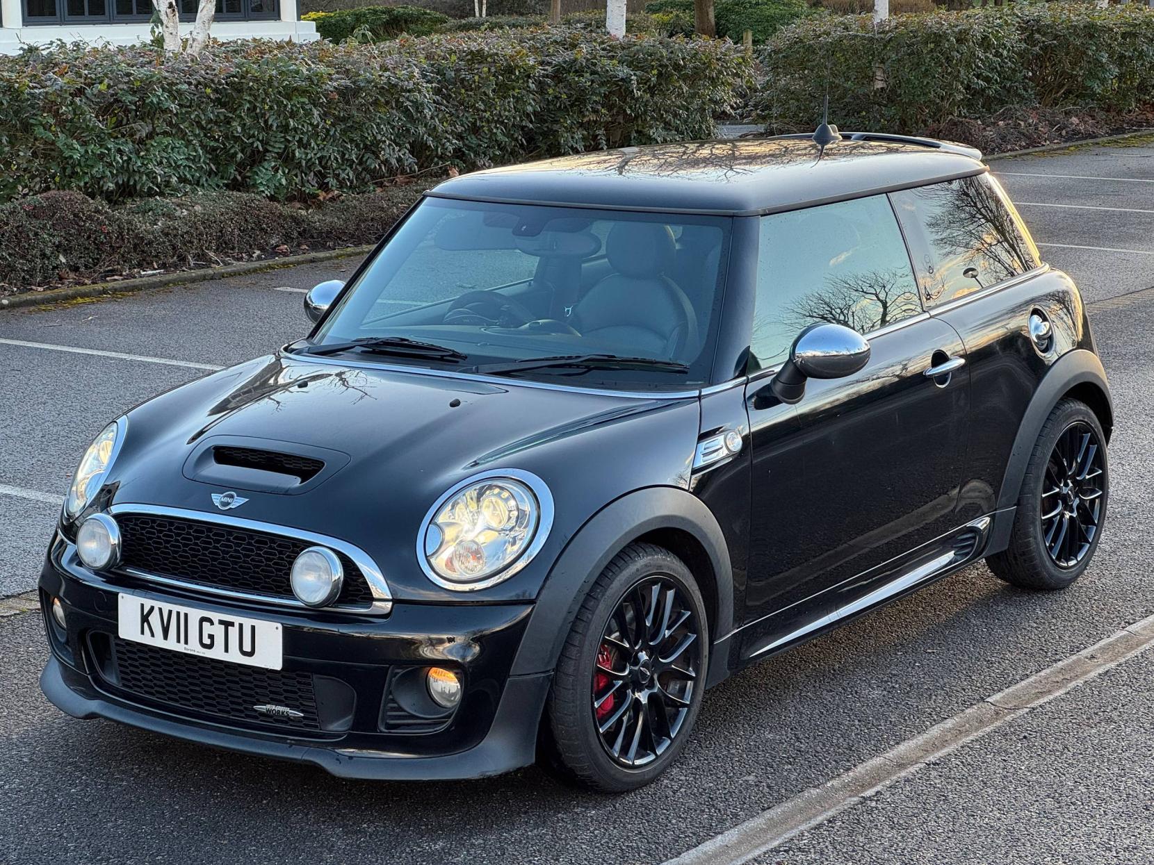 MINI Hatch 1.6 John Cooper Works Hatchback 3dr Petrol Manual Euro 5 (211 ps)