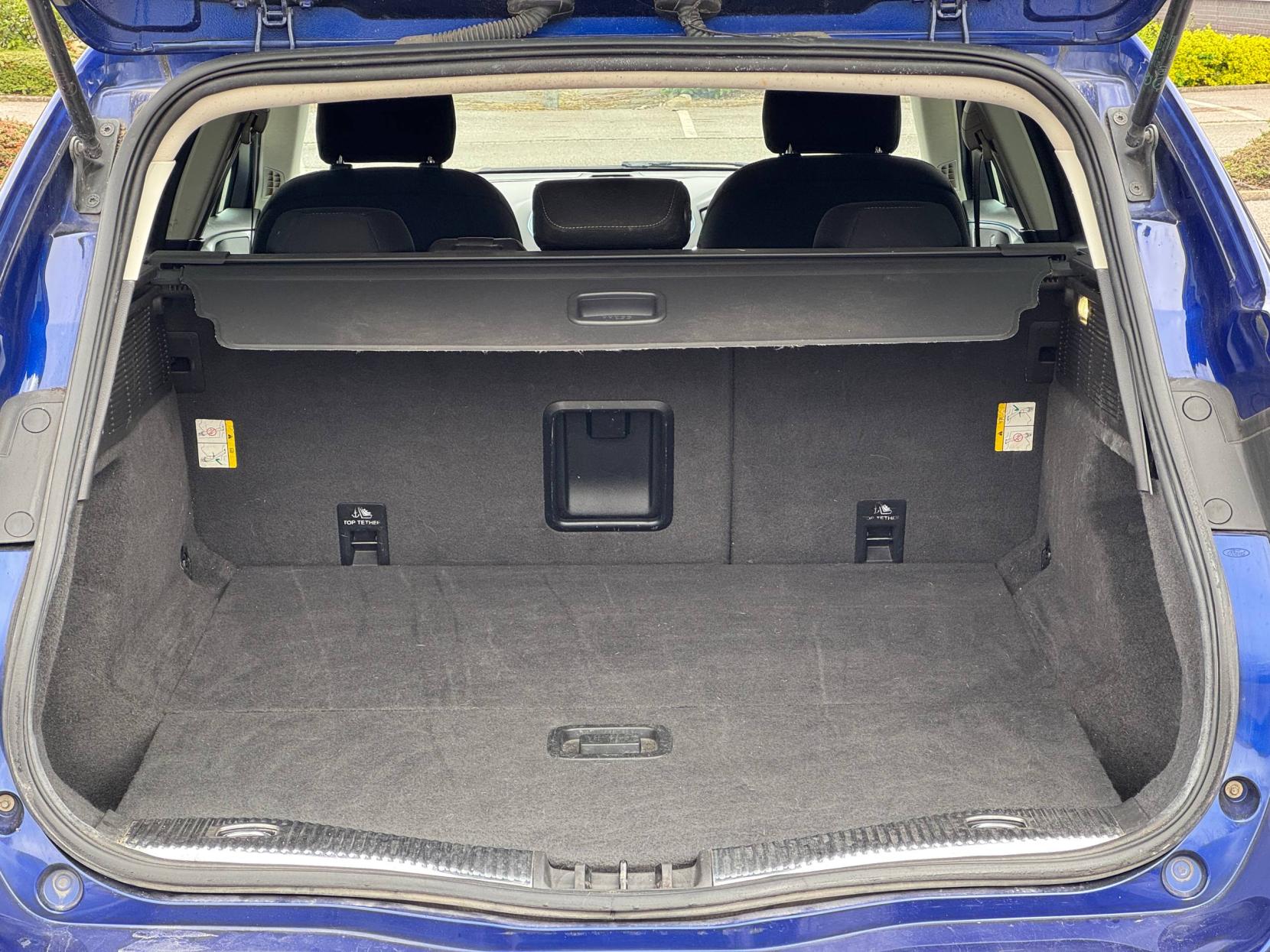 Ford Mondeo 2.0 TDCi Titanium Estate 5dr Diesel Powershift Euro 6 (s/s) (180 ps)