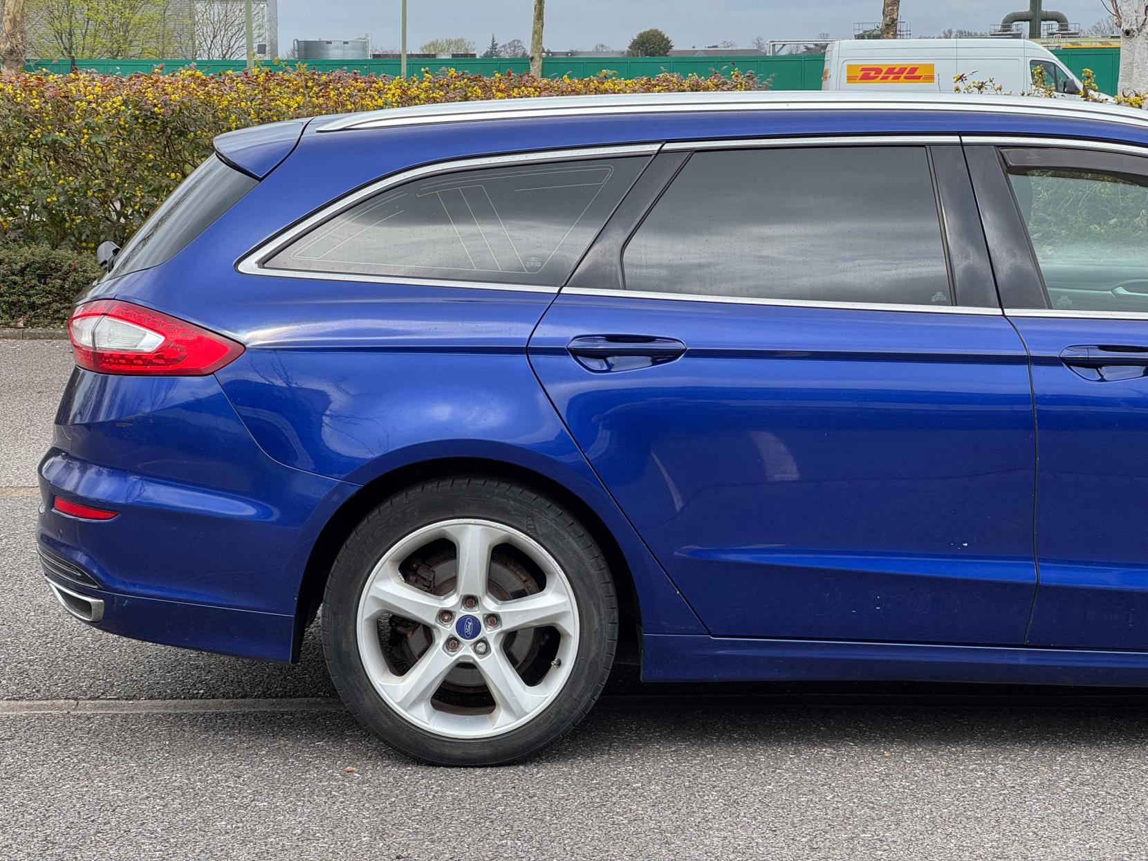 Ford Mondeo 2.0 TDCi Titanium Estate 5dr Diesel Powershift Euro 6 (s/s) (180 ps)