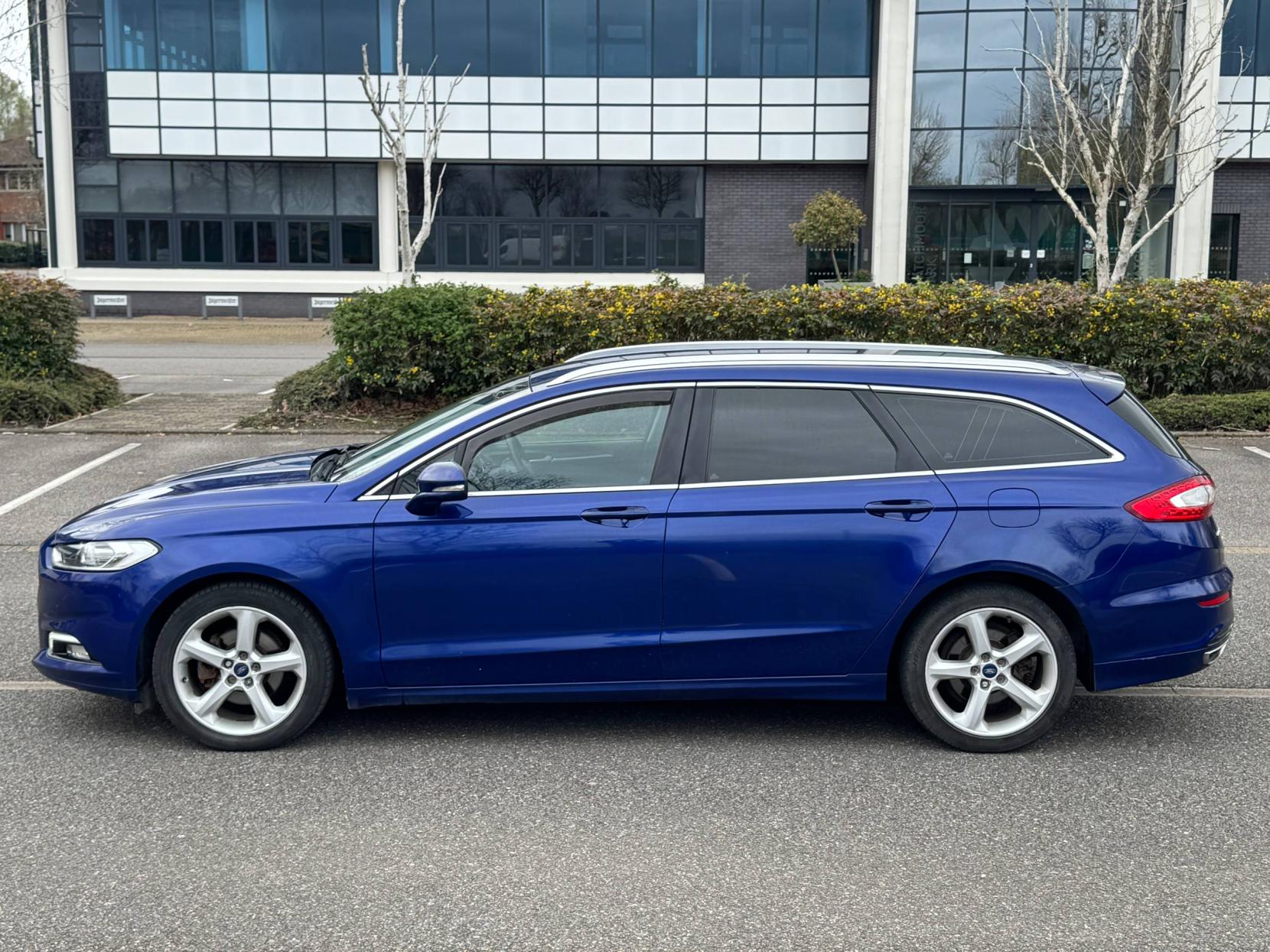 Ford Mondeo 2.0 TDCi Titanium Estate 5dr Diesel Powershift Euro 6 (s/s) (180 ps)