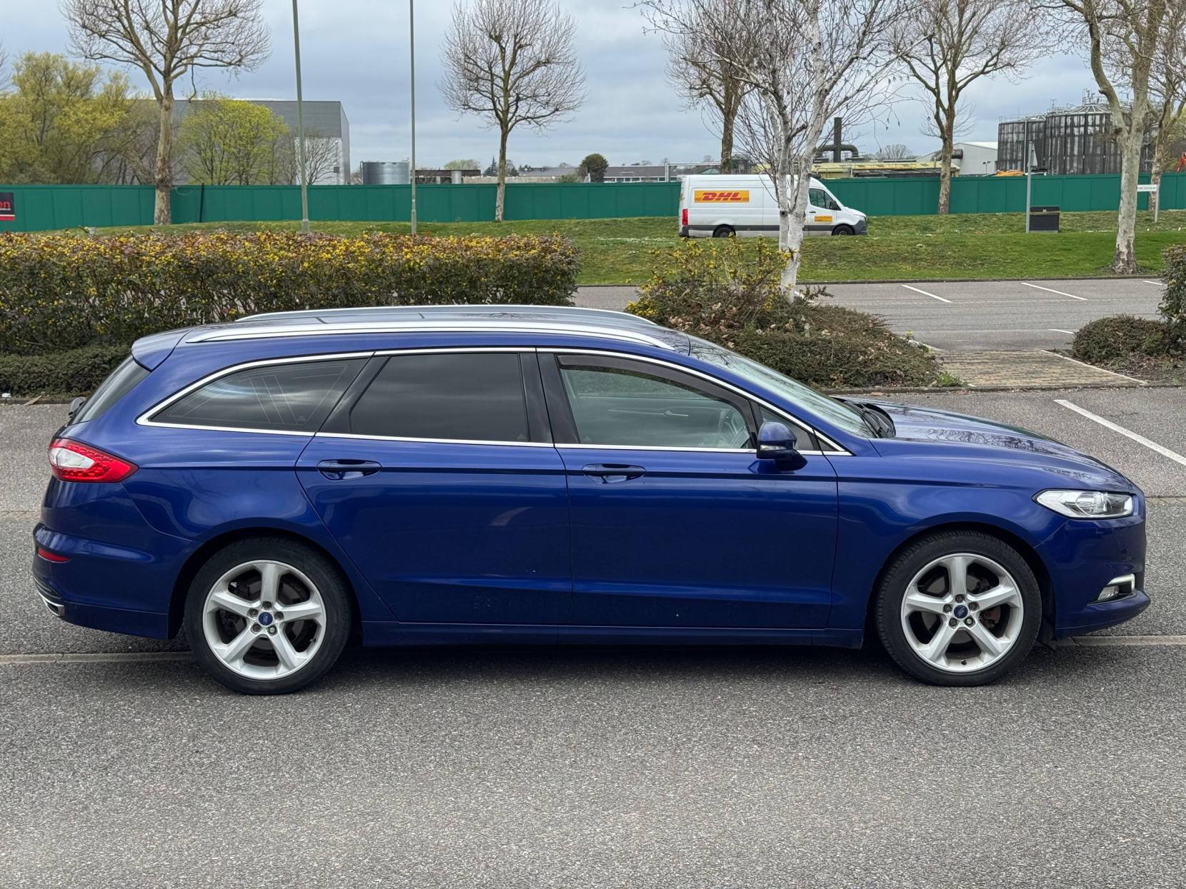 Ford Mondeo 2.0 TDCi Titanium Estate 5dr Diesel Powershift Euro 6 (s/s) (180 ps)
